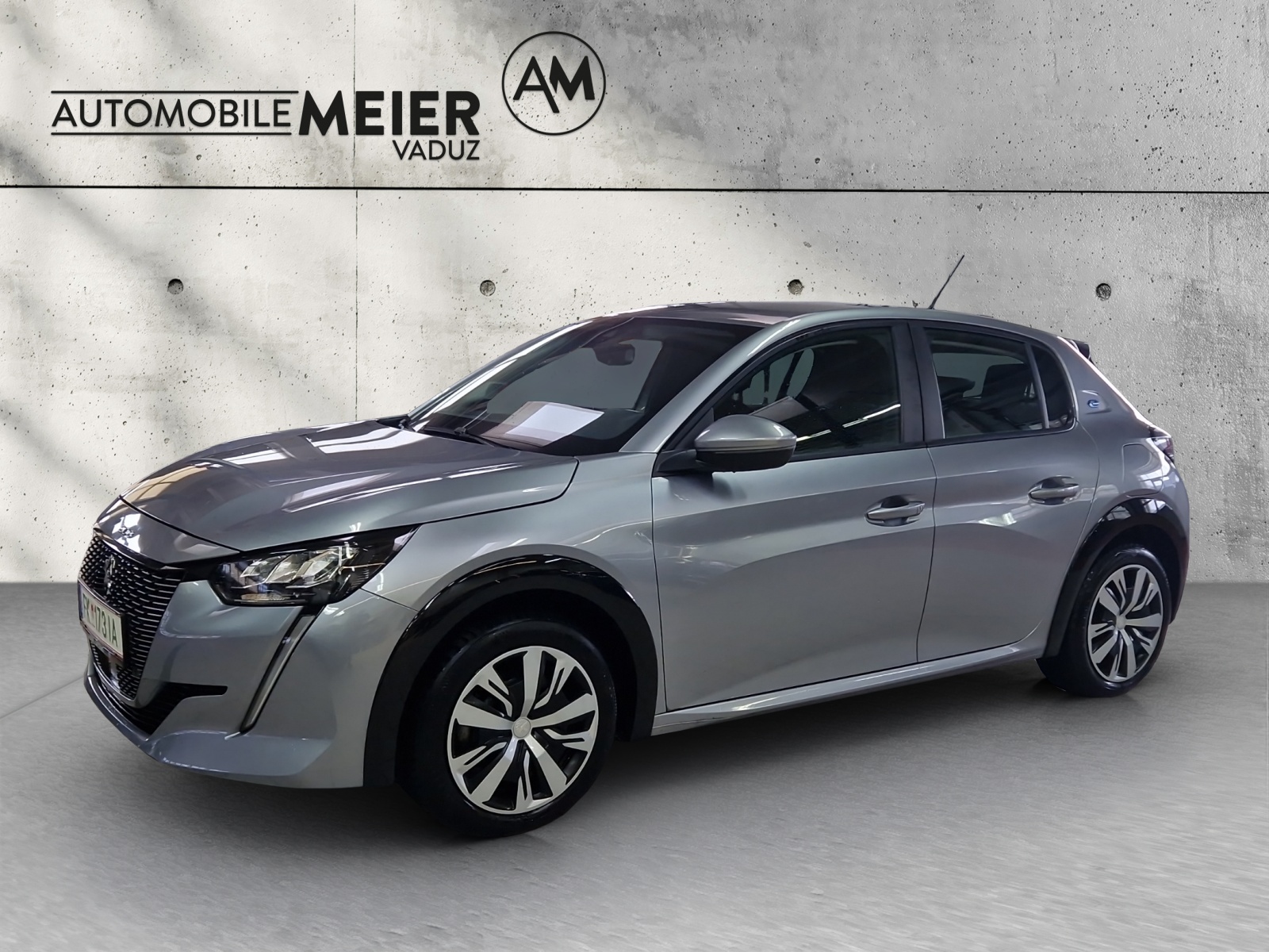 PEUGEOT 208 e-Active-image-0
