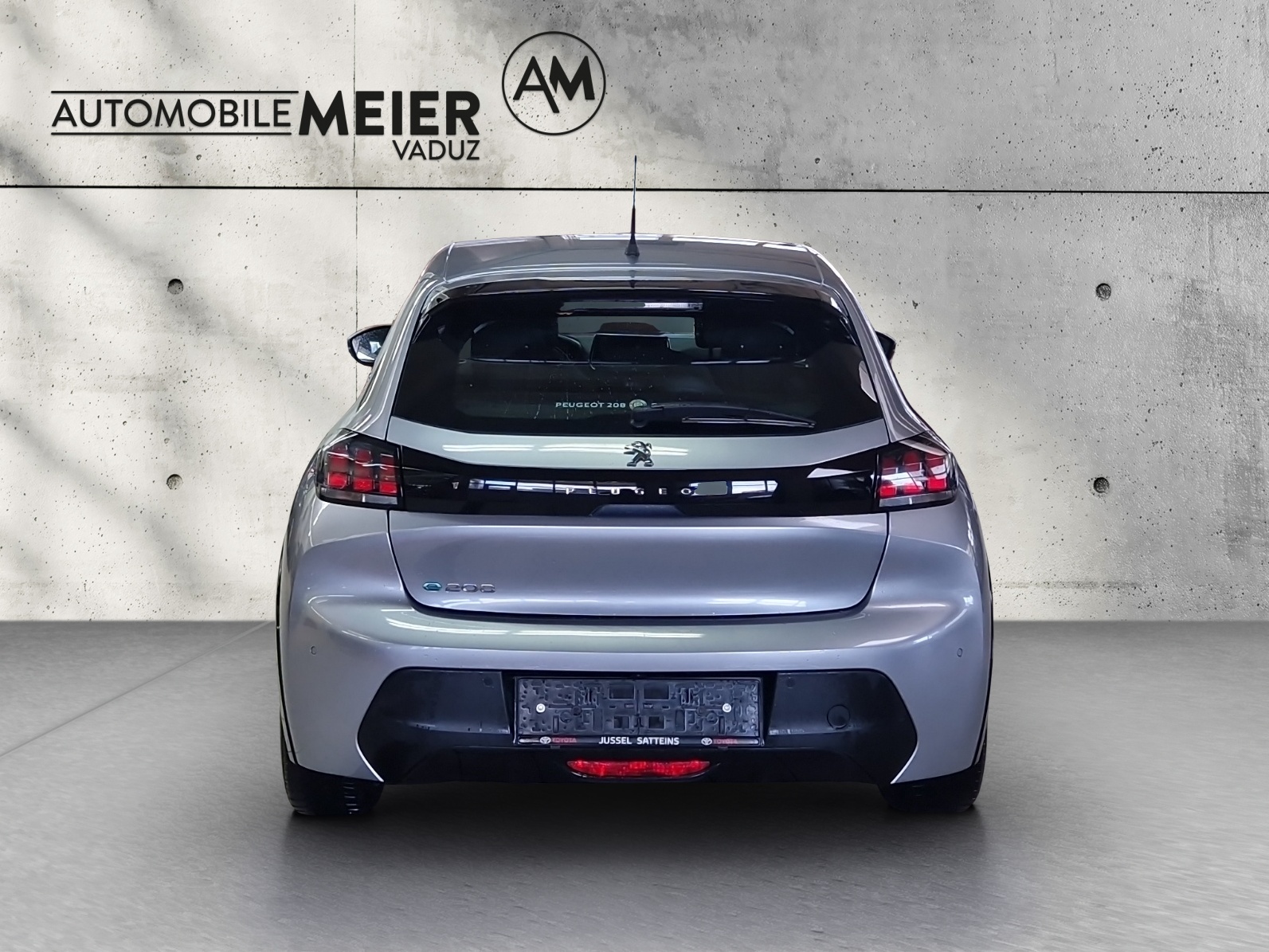 PEUGEOT 208 e-Active-image-7