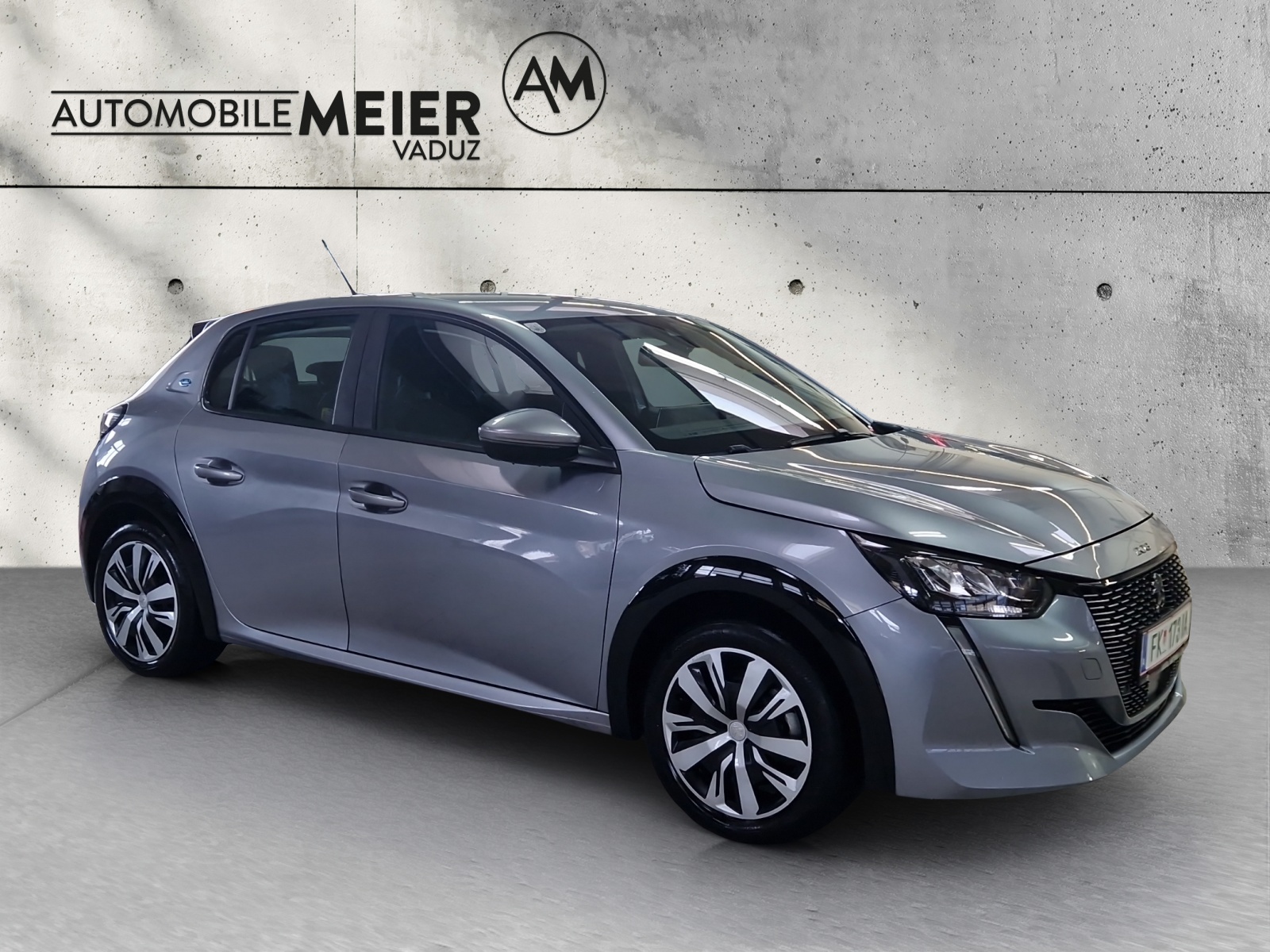 PEUGEOT 208 e-Active-image-9