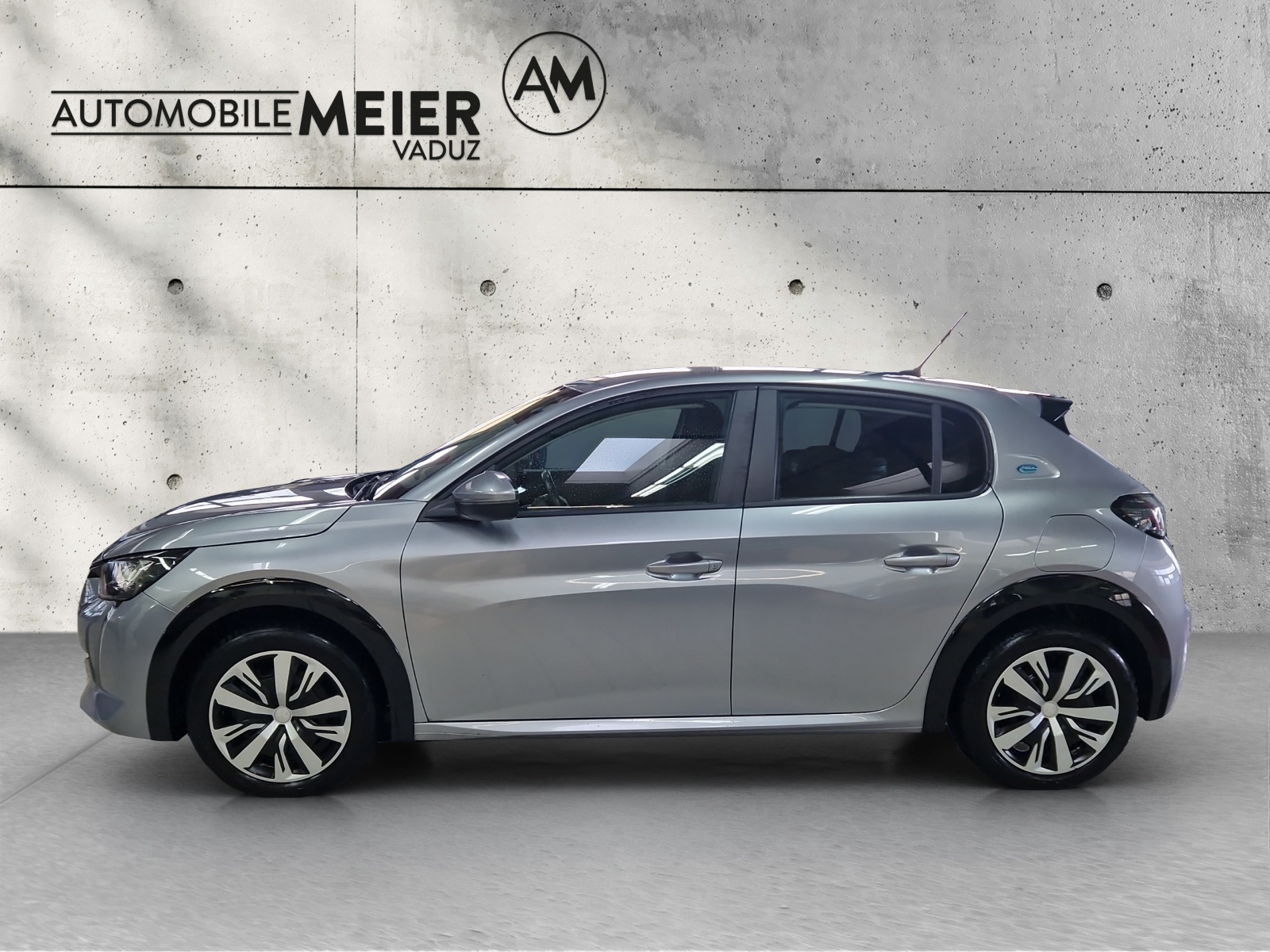 PEUGEOT 208 e-Active-image-3