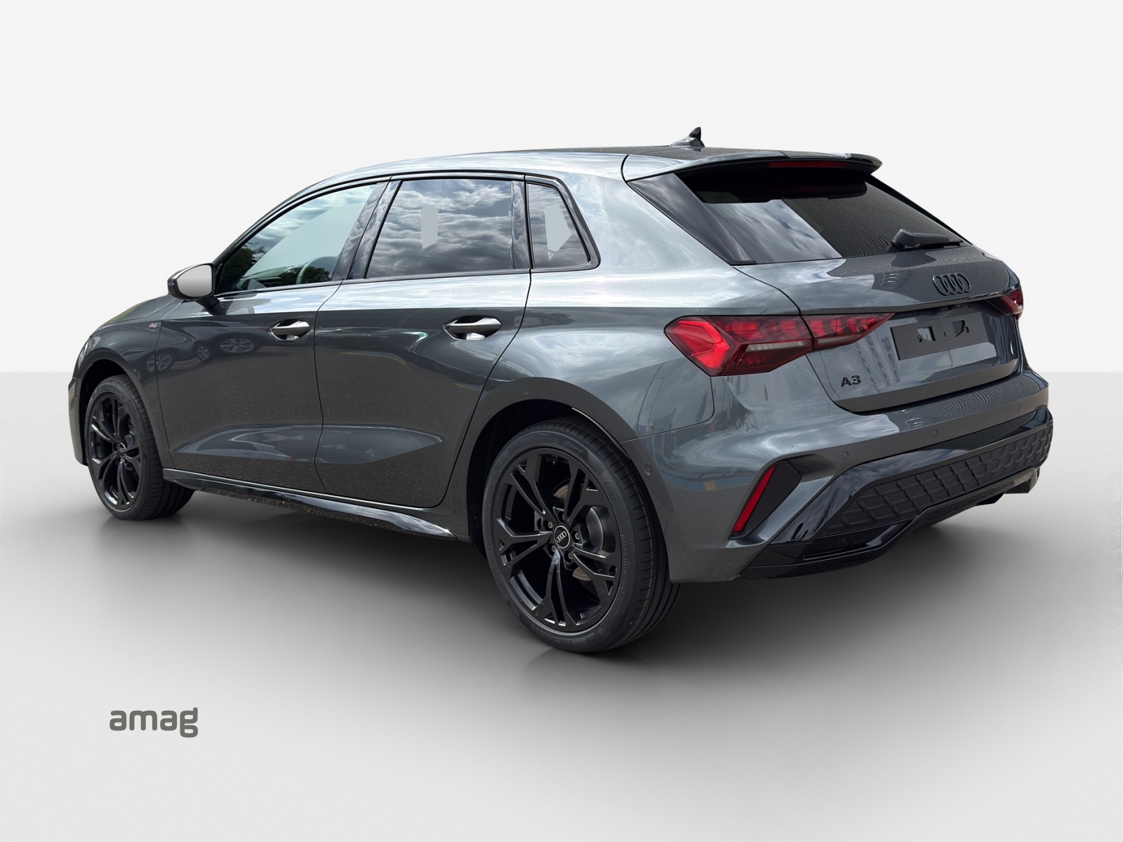 AUDI A3 Sportback TFSI 110 kW S line S tronic-showroom-element-2