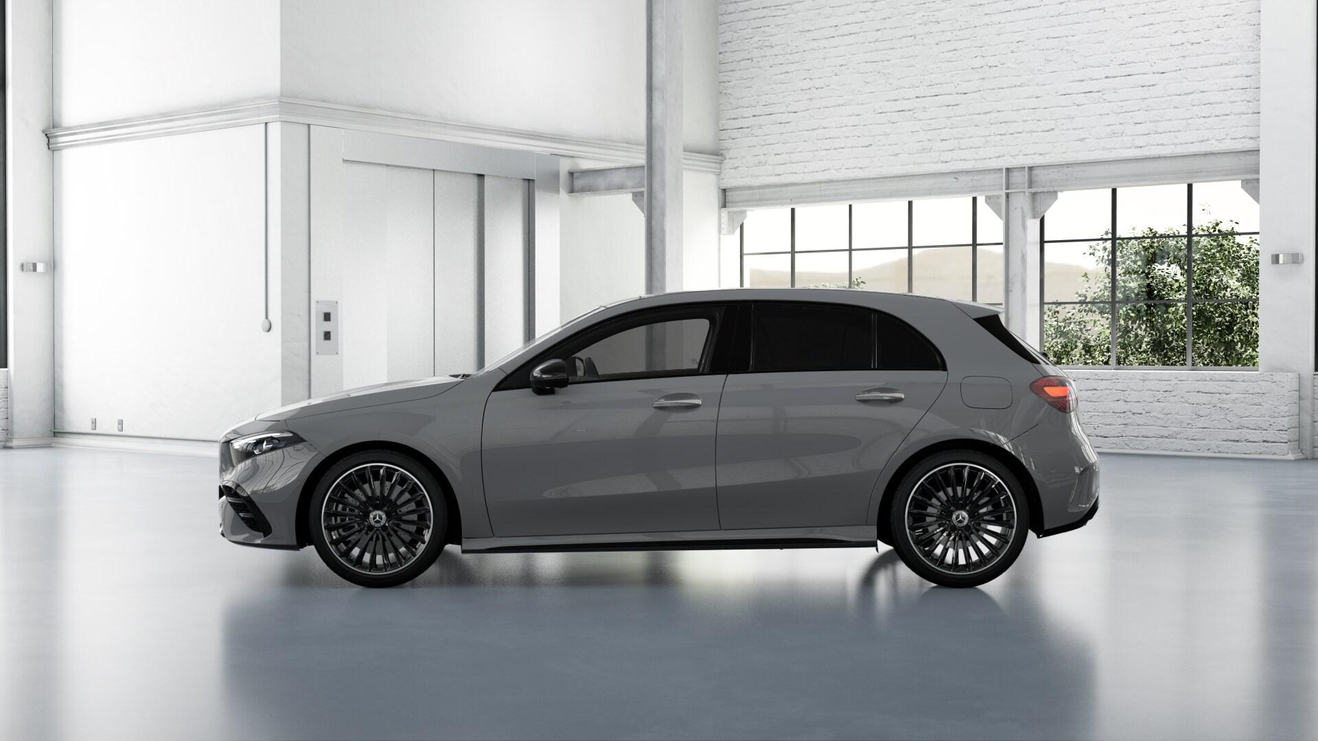 MERCEDES-BENZ A 250 AMG Line 4m-image-1