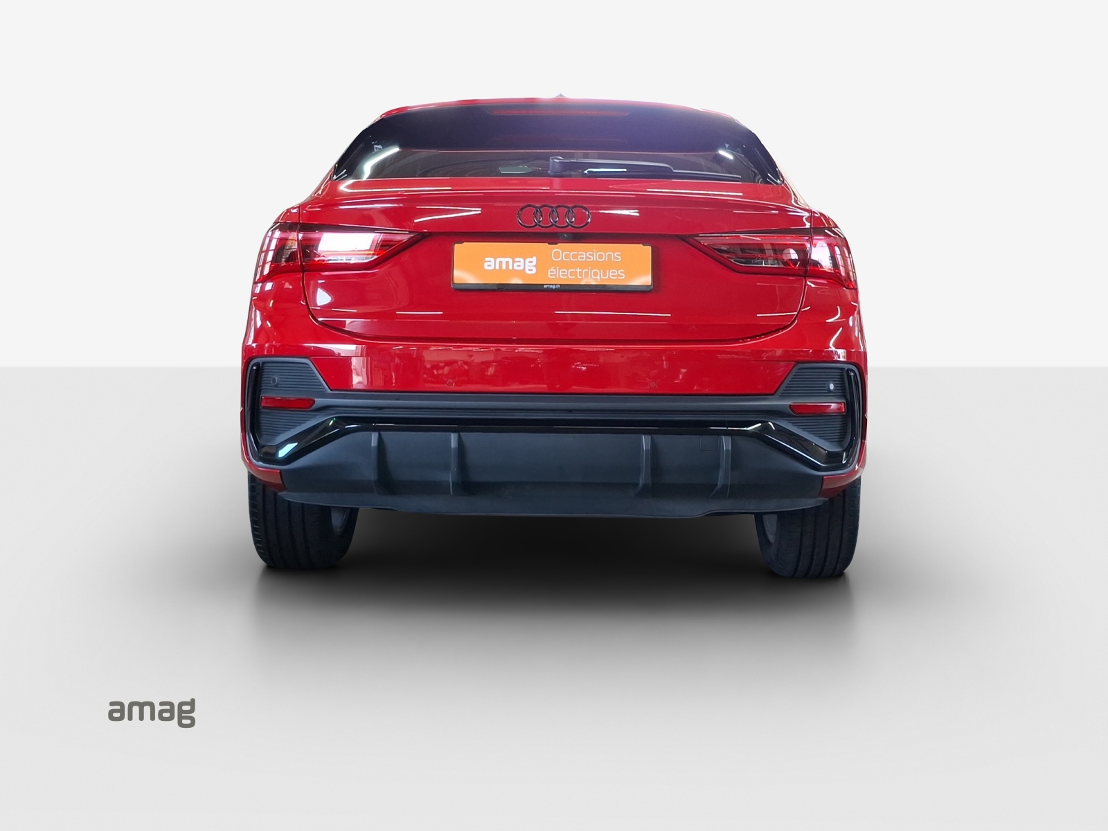 AUDI Q3 Sportback 45 TFSI e S line S-tronic-image-4