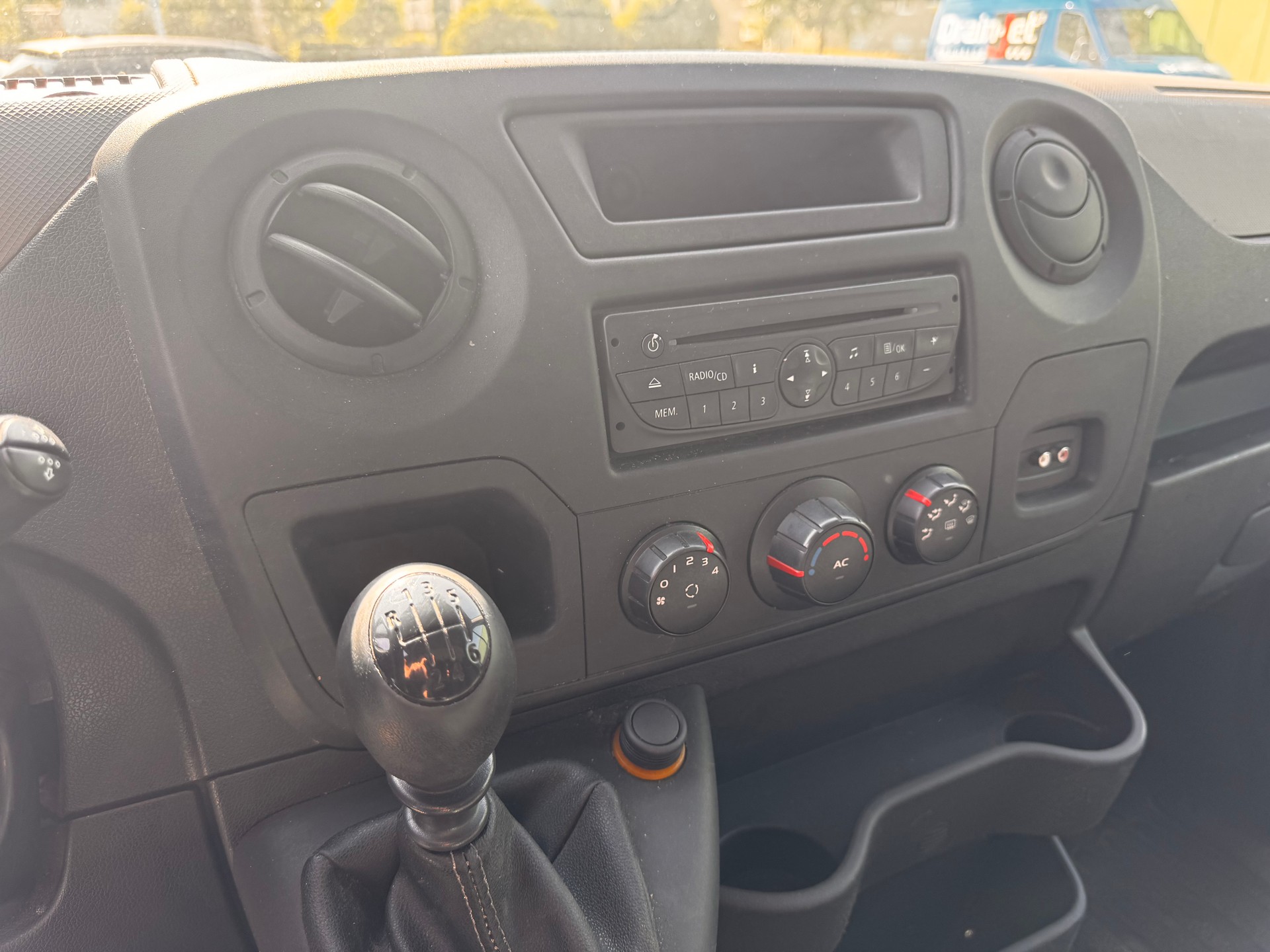 RENAULT Master T33 2.3dCi L2H2-image-5