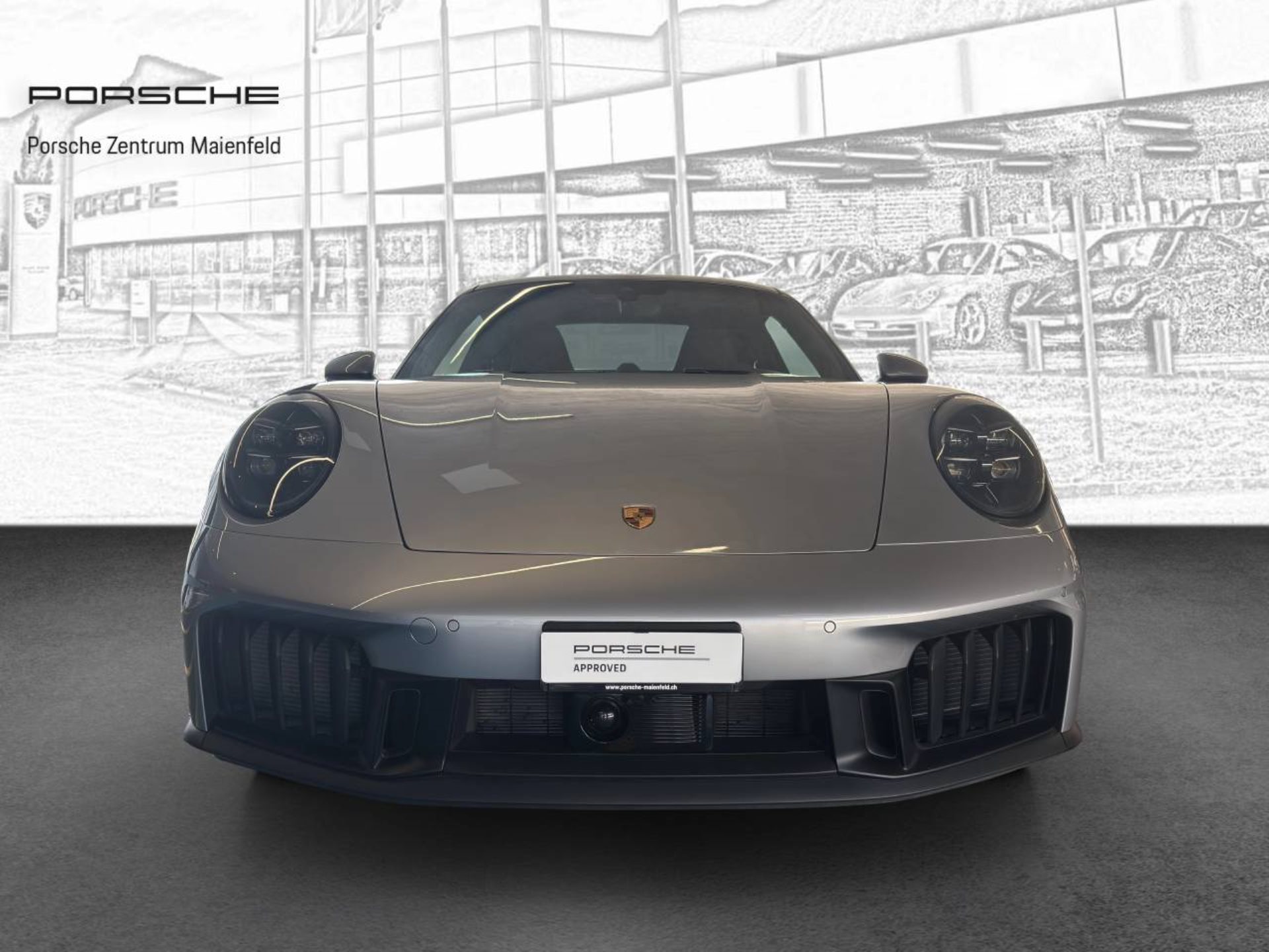 PORSCHE 911 Carrera 4 GTS-image-5