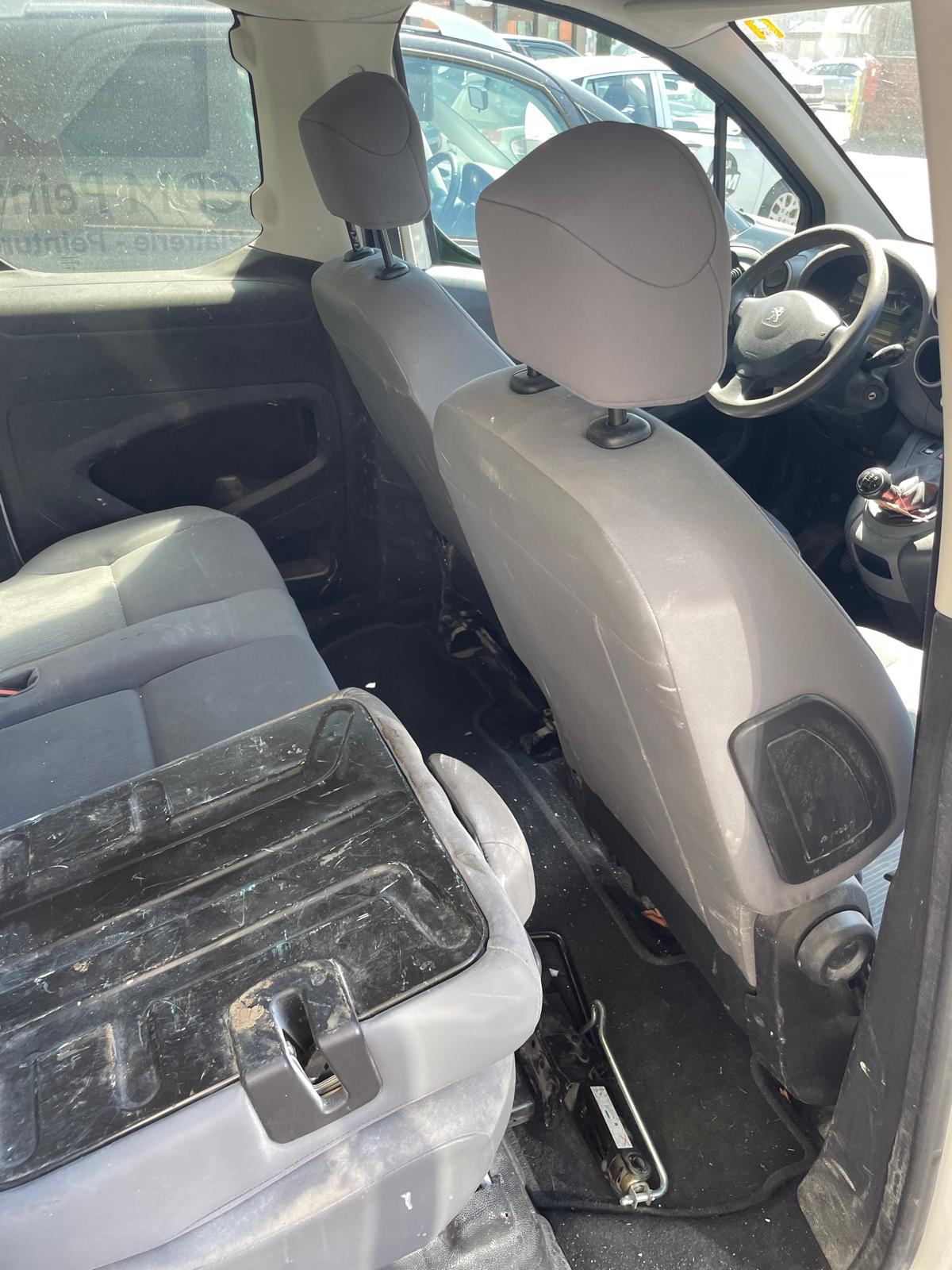 PEUGEOT Partner 1.6 Active-image-6
