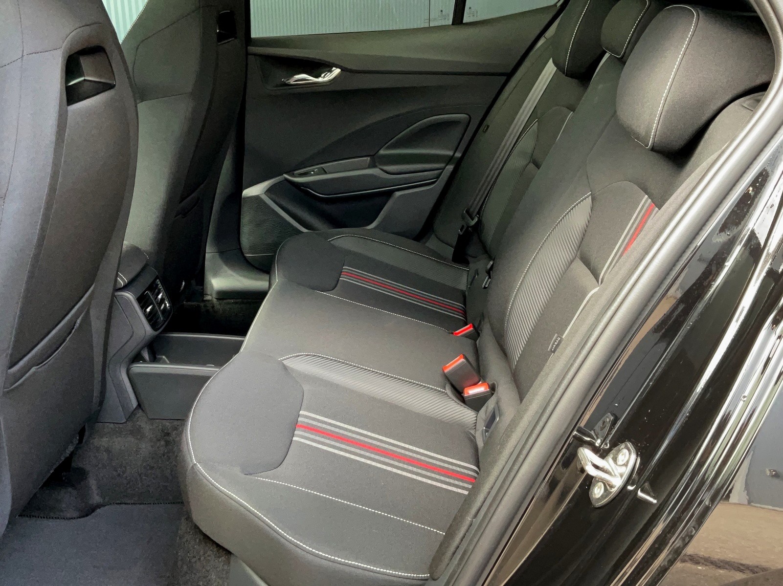 SKODA Fabia 1.0 TSI Monte Carlo DSG-image-10