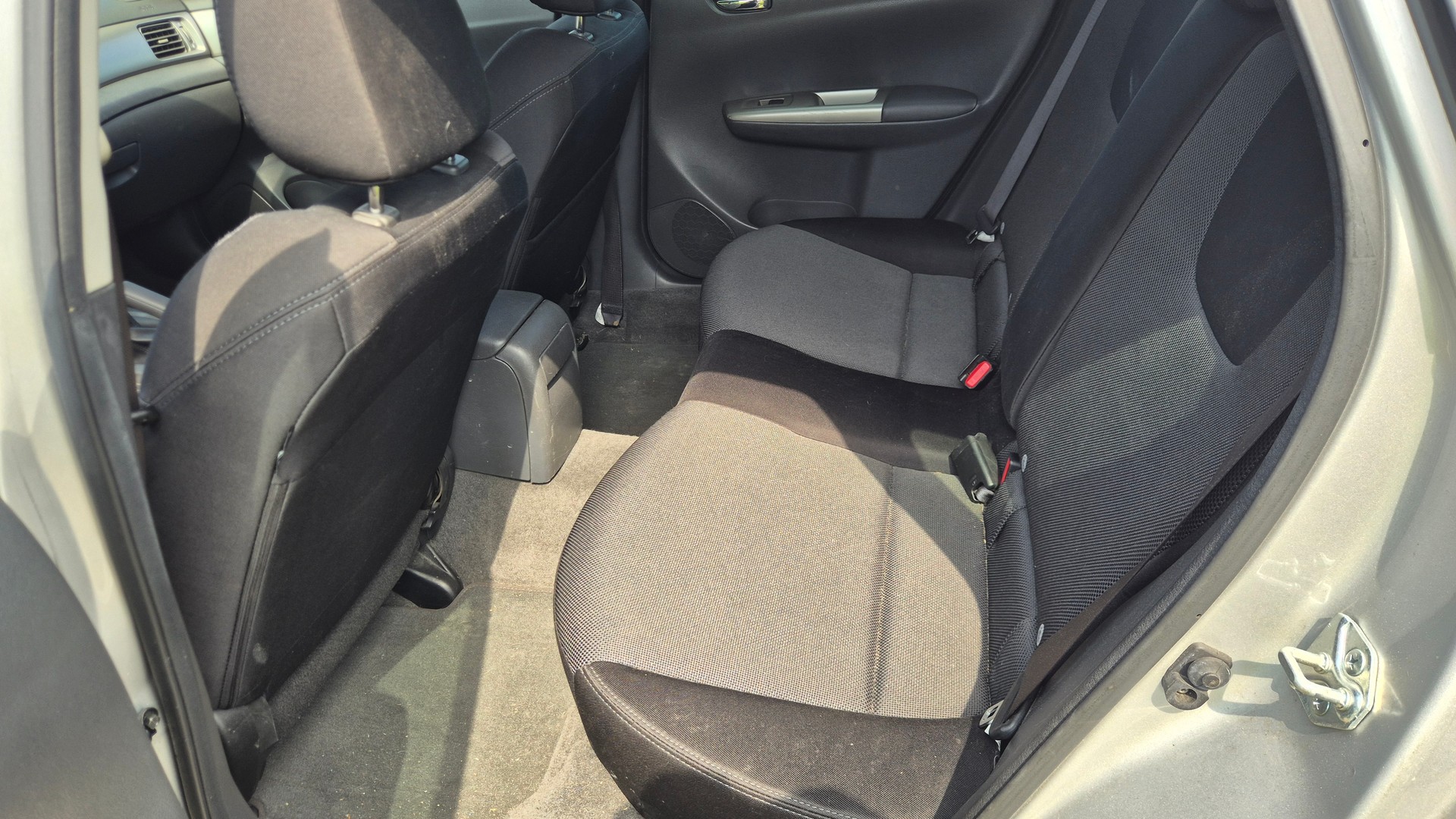 SUBARU Impreza 2.0R Comfort S-image-6