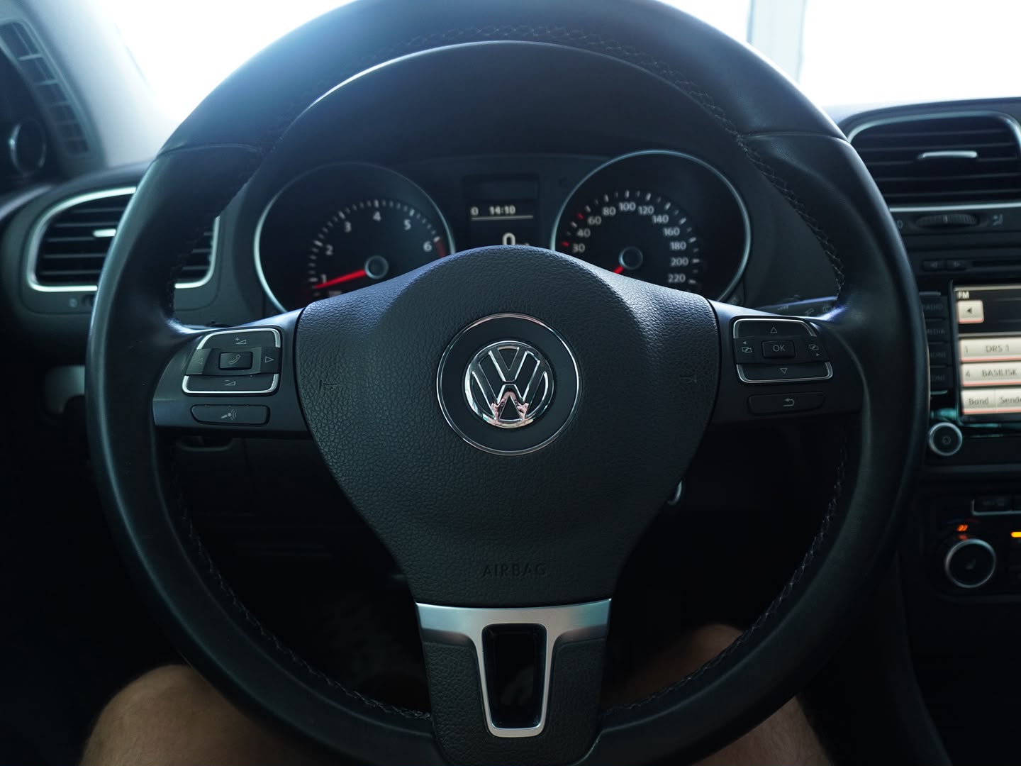 VW Golf 1.4 TSI Highline-image-8