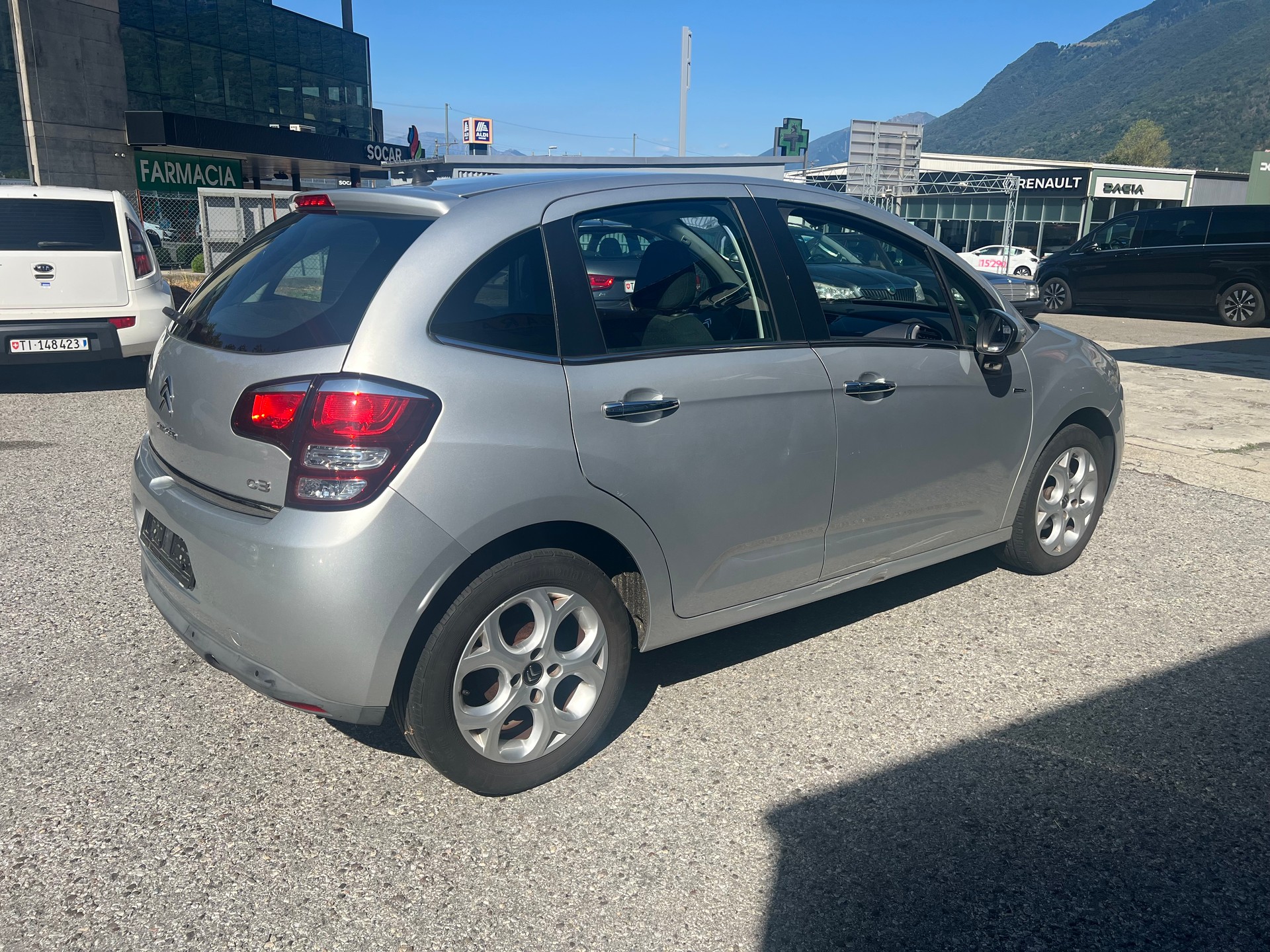 CITROEN C3 1.2i Exclusive ETG5-image-3