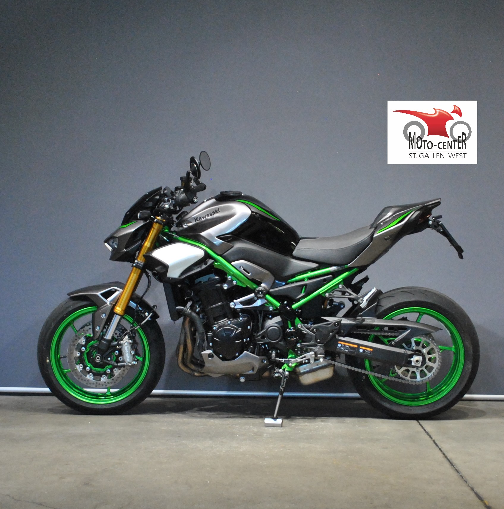 KAWASAKI Z 900 SE-showroom-element-2