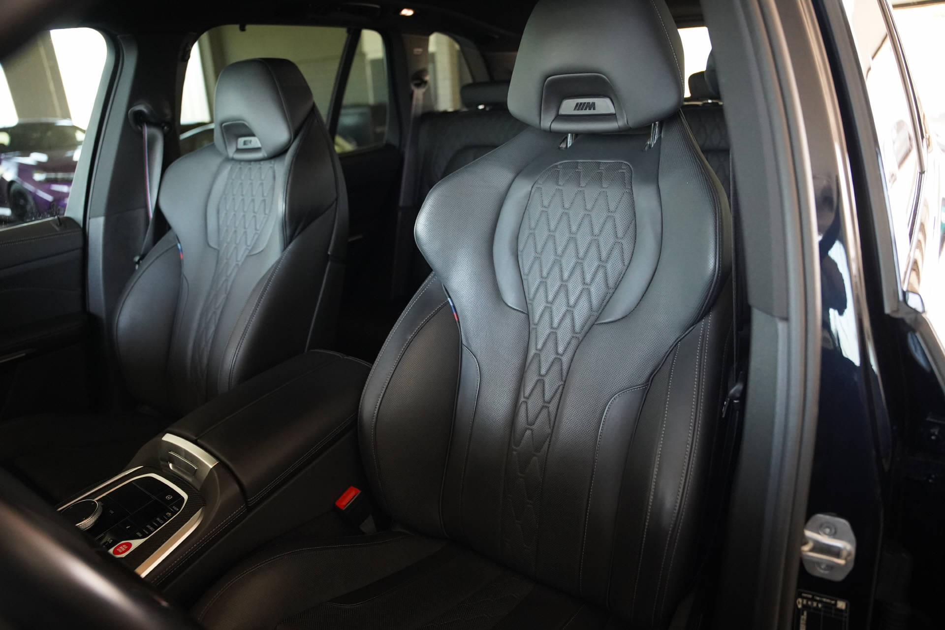 BMW X5 xDrive 48V 40d M Sport Pro Steptronic-image-9