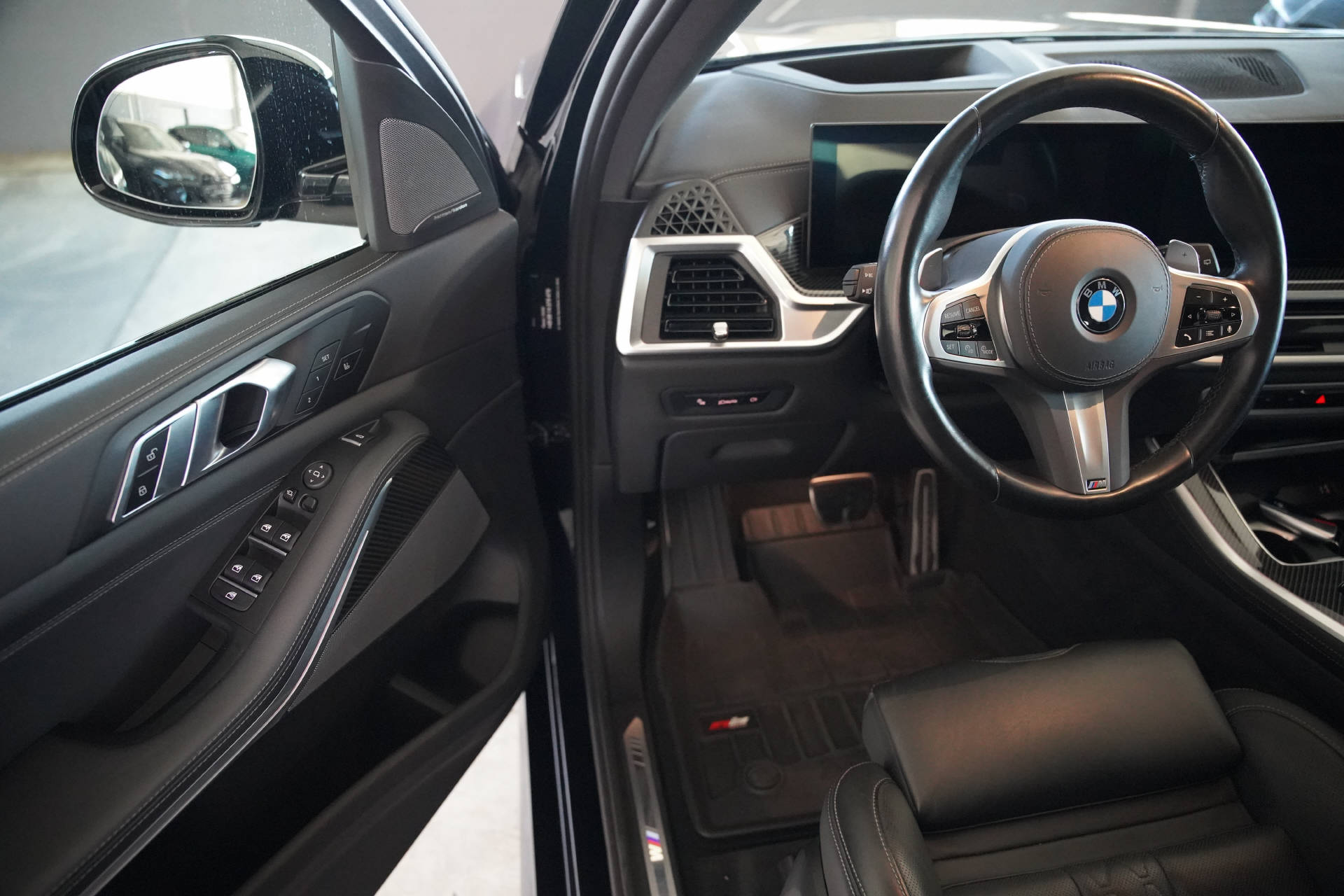 BMW X5 xDrive 48V 40d M Sport Pro Steptronic-image-8