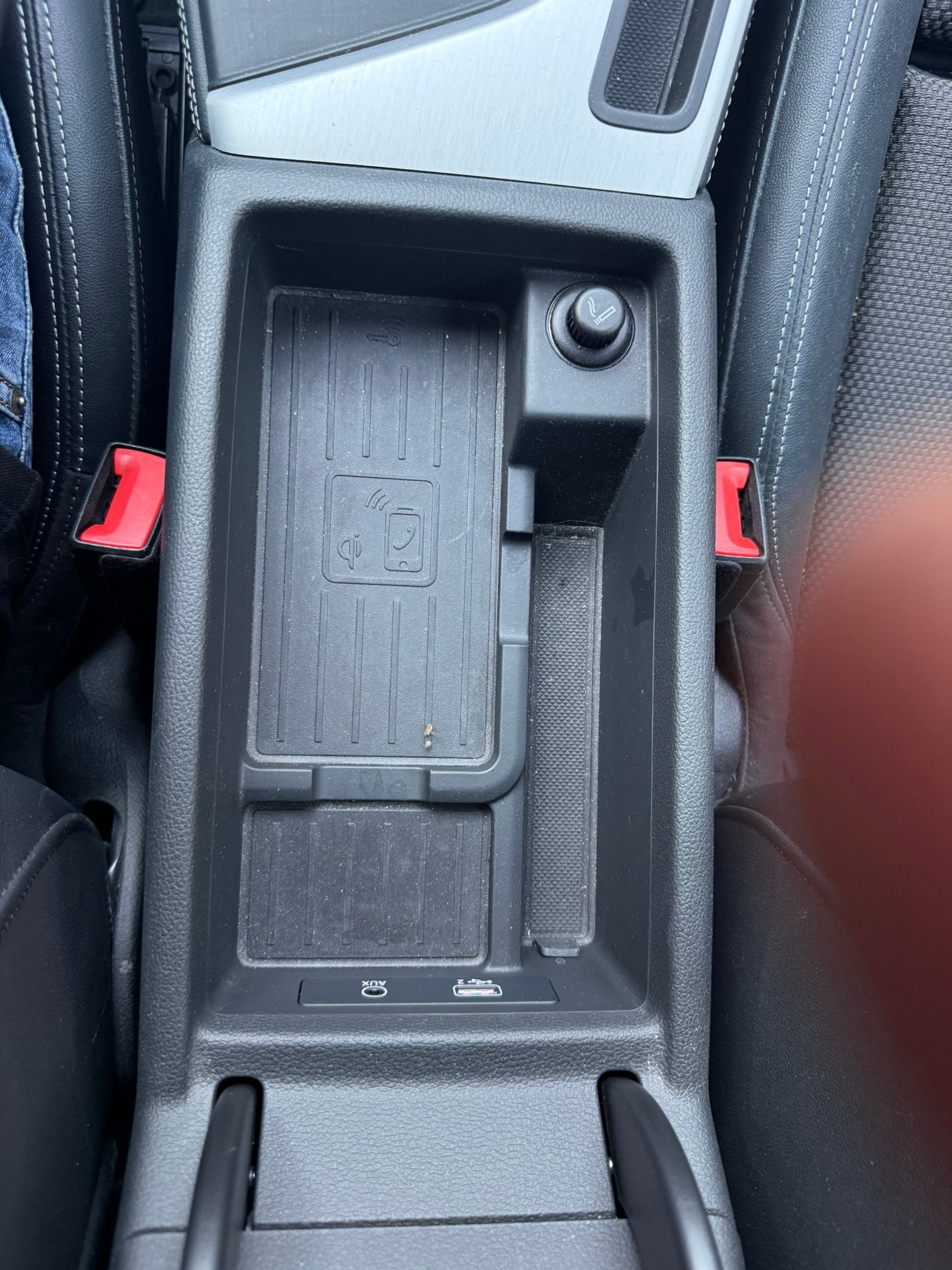 AUDI A4 Avant 2.0 TFSI Sport quattro S-tronic, Mondscheinblau Metallic, 8-fach bereift-image-23