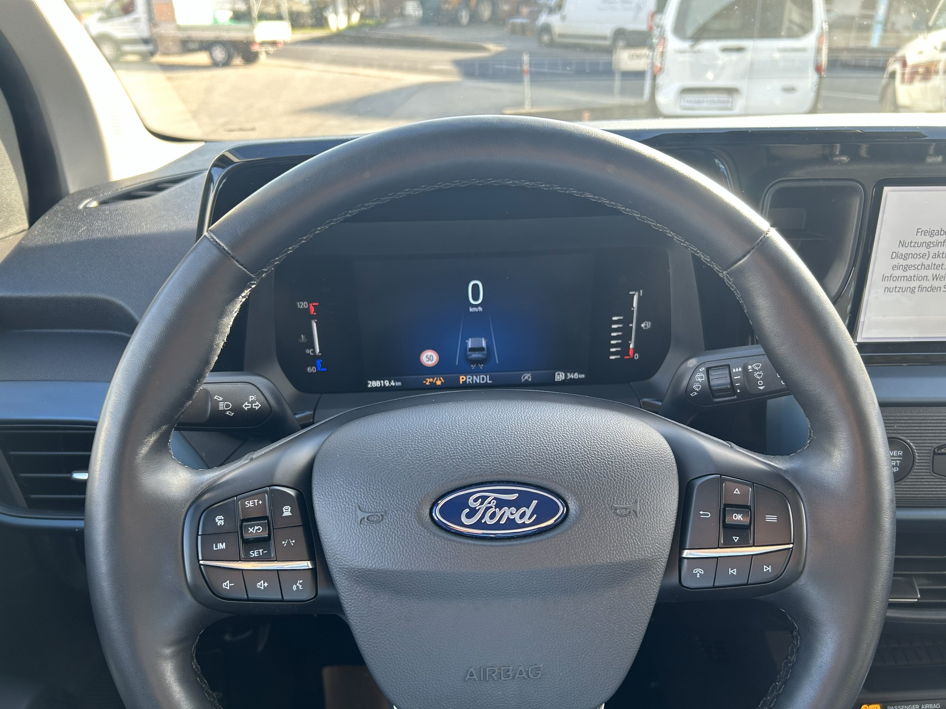 FORD Tourneo Courier 1.0 EcoBoost Active Automat-image-8