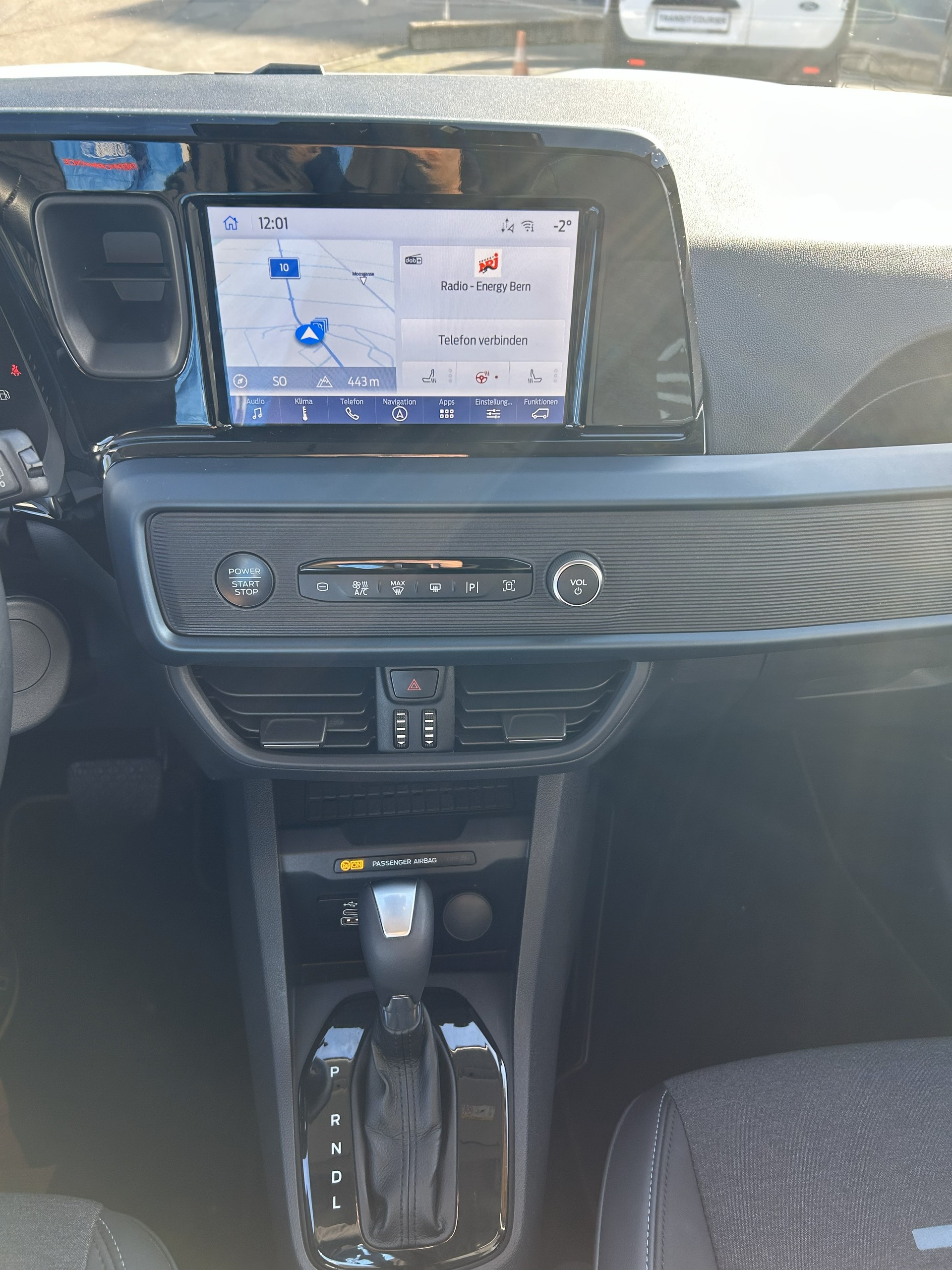 FORD Tourneo Courier 1.0 EcoBoost Active Automat-image-9