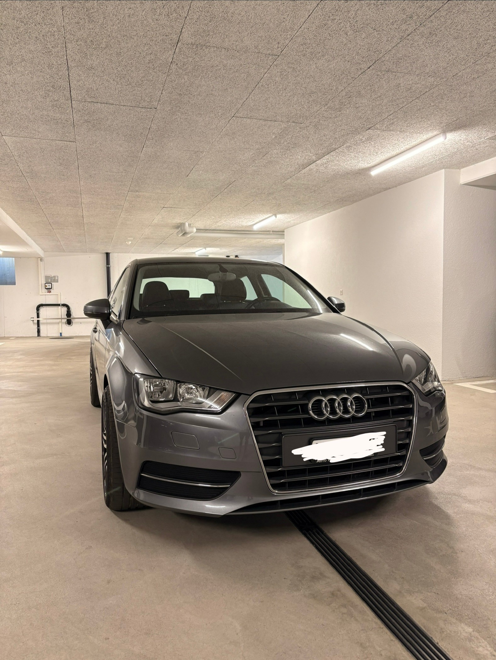 AUDI 2.0 TDI 150 Ambiente-image-0