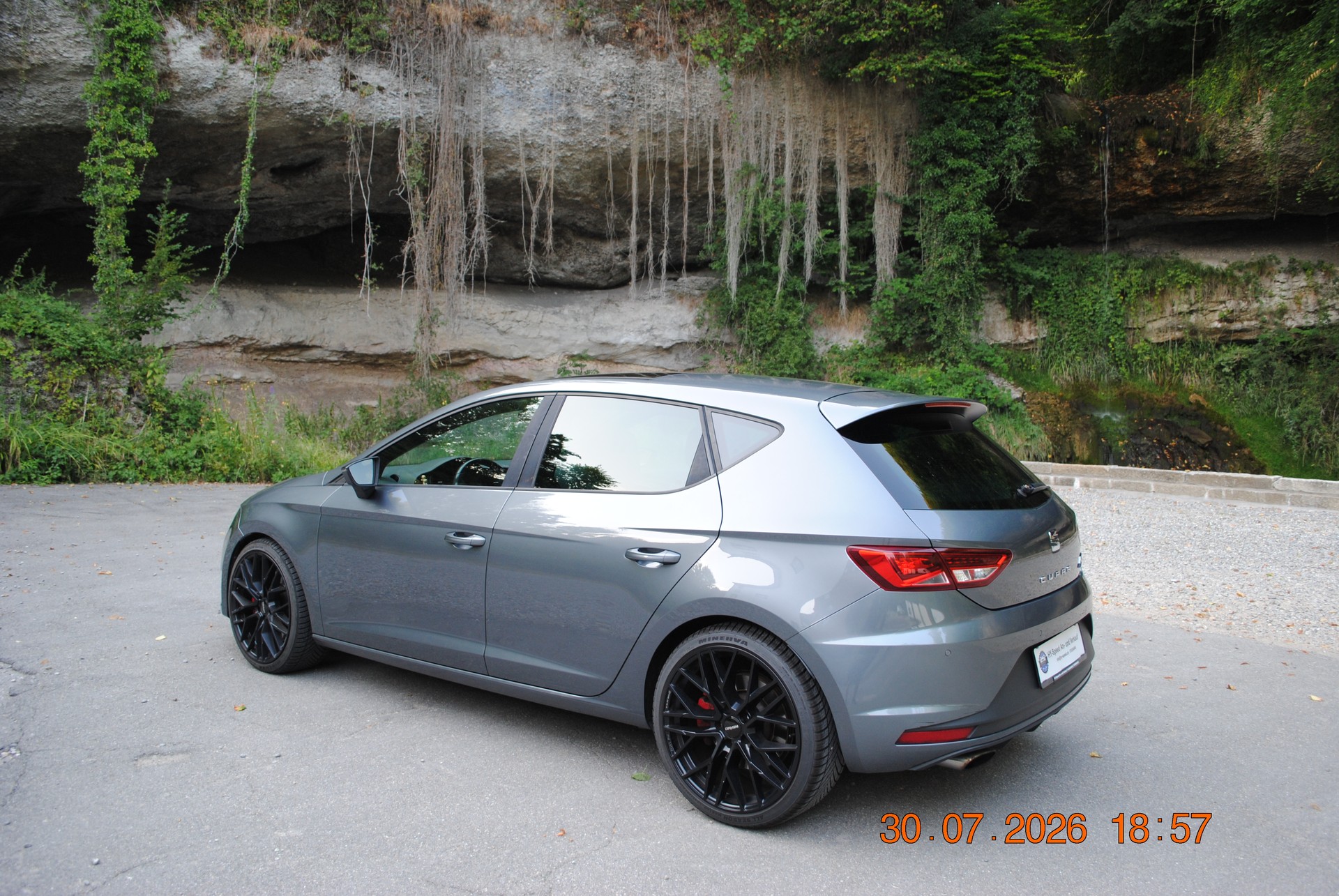 SEAT Leon 2.0 TSI Cupra 290 DSG-image-4