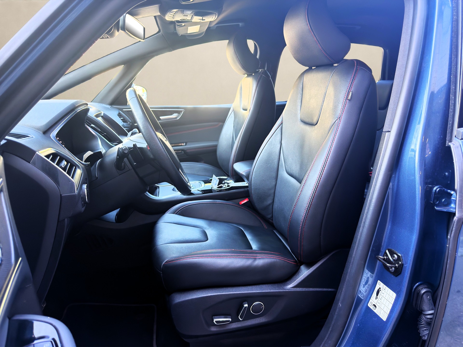 FORD S-Max 2.0 TDCi❗ST-Line AWD❗Automatic ✅CH-Fahrzeug & 7 Sitzplätze und 8-fach bereift auf ALU✅-image-8