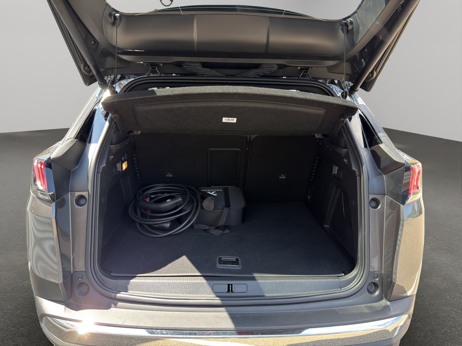 PEUGEOT 3008 1.6 Plug-in Hybrid GT-image-5