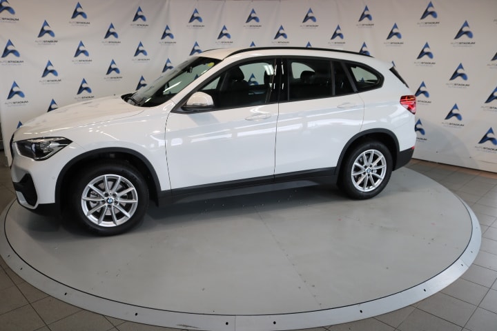 BMW X1 xDrive 18d Steptronic-image-12