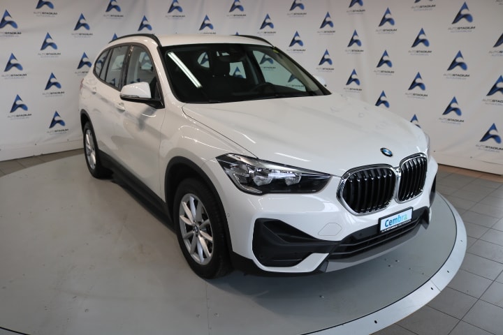 BMW X1 xDrive 18d Steptronic-image-0