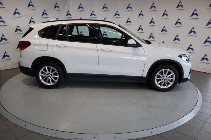 BMW X1 xDrive 18d Steptronic-image-24