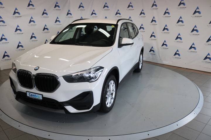 BMW X1 xDrive 18d Steptronic-image-9