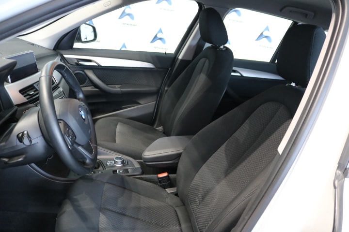 BMW X1 xDrive 18d Steptronic-image-5