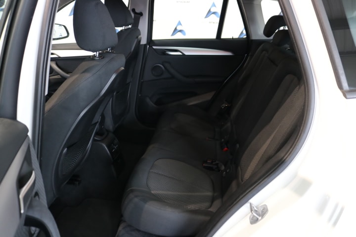 BMW X1 xDrive 18d Steptronic-image-29