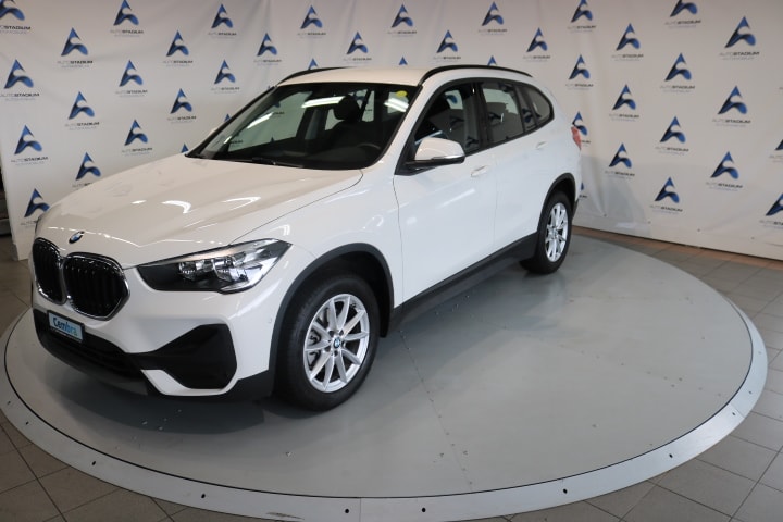 BMW X1 xDrive 18d Steptronic-image-10