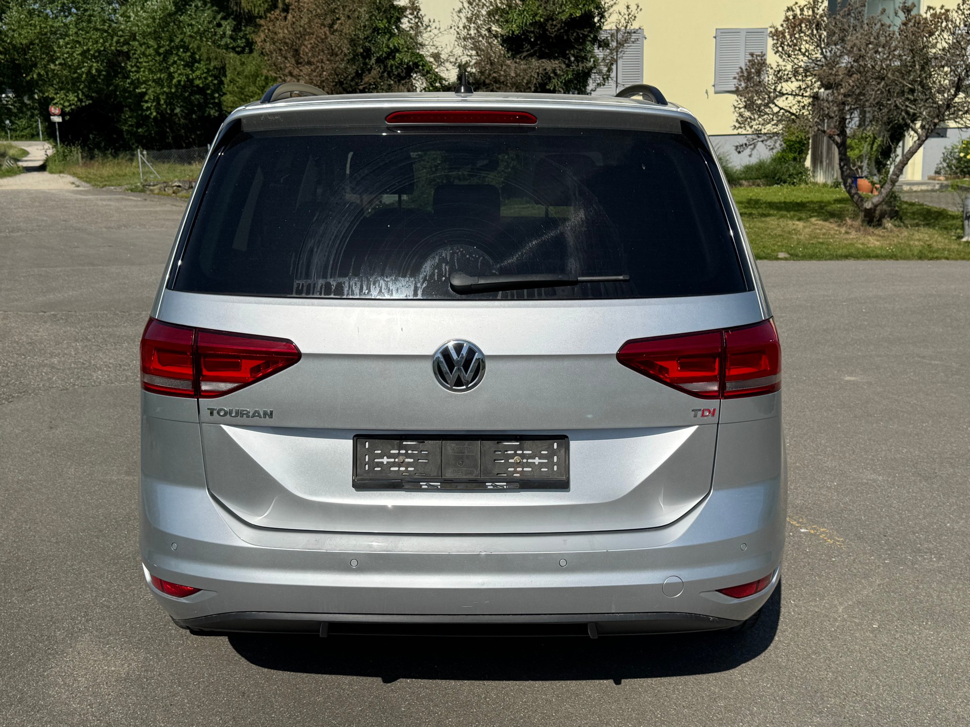 VW Touran 1.6 TDI BlueMotion Technology Trendline DSG-image-4