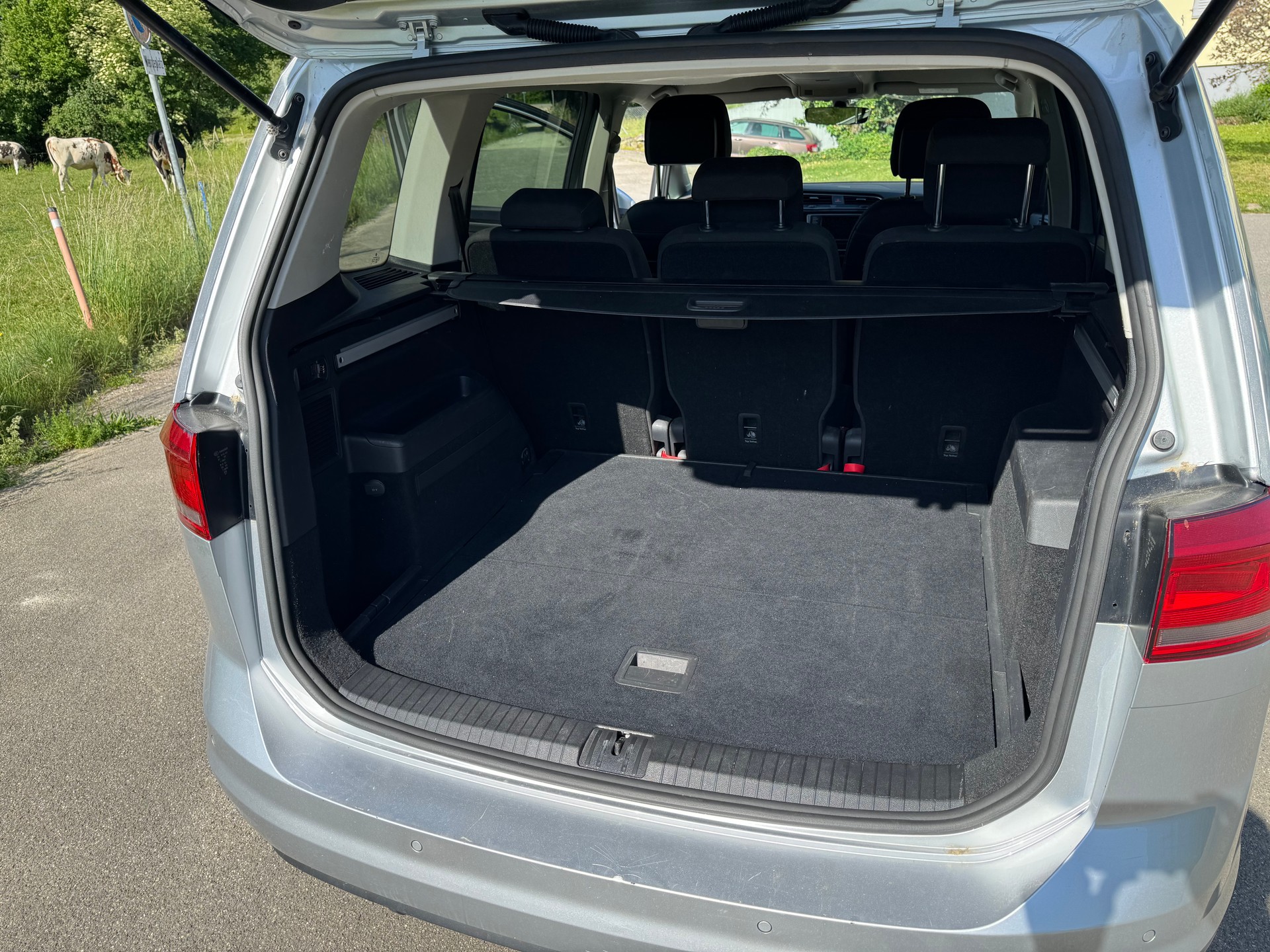 VW Touran 1.6 TDI BlueMotion Technology Trendline DSG-image-7