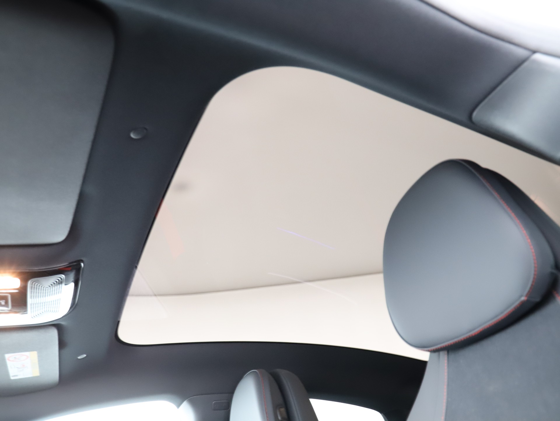 MERCEDES-BENZ CLA 220 8G-DCT 4Matic-image-12