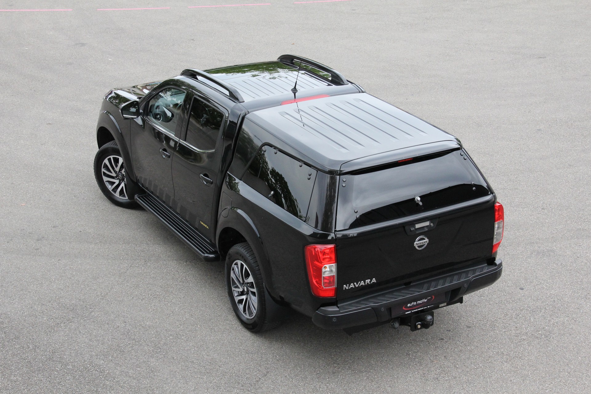 NISSAN Navara Double Cab N-Guard 2.3 dCi 4WD Automatic **ANHÄNGERKUPPLUNG-3500Kg** 360°KAMERA **HARDTOP** SCHIEBEDACH-image-1