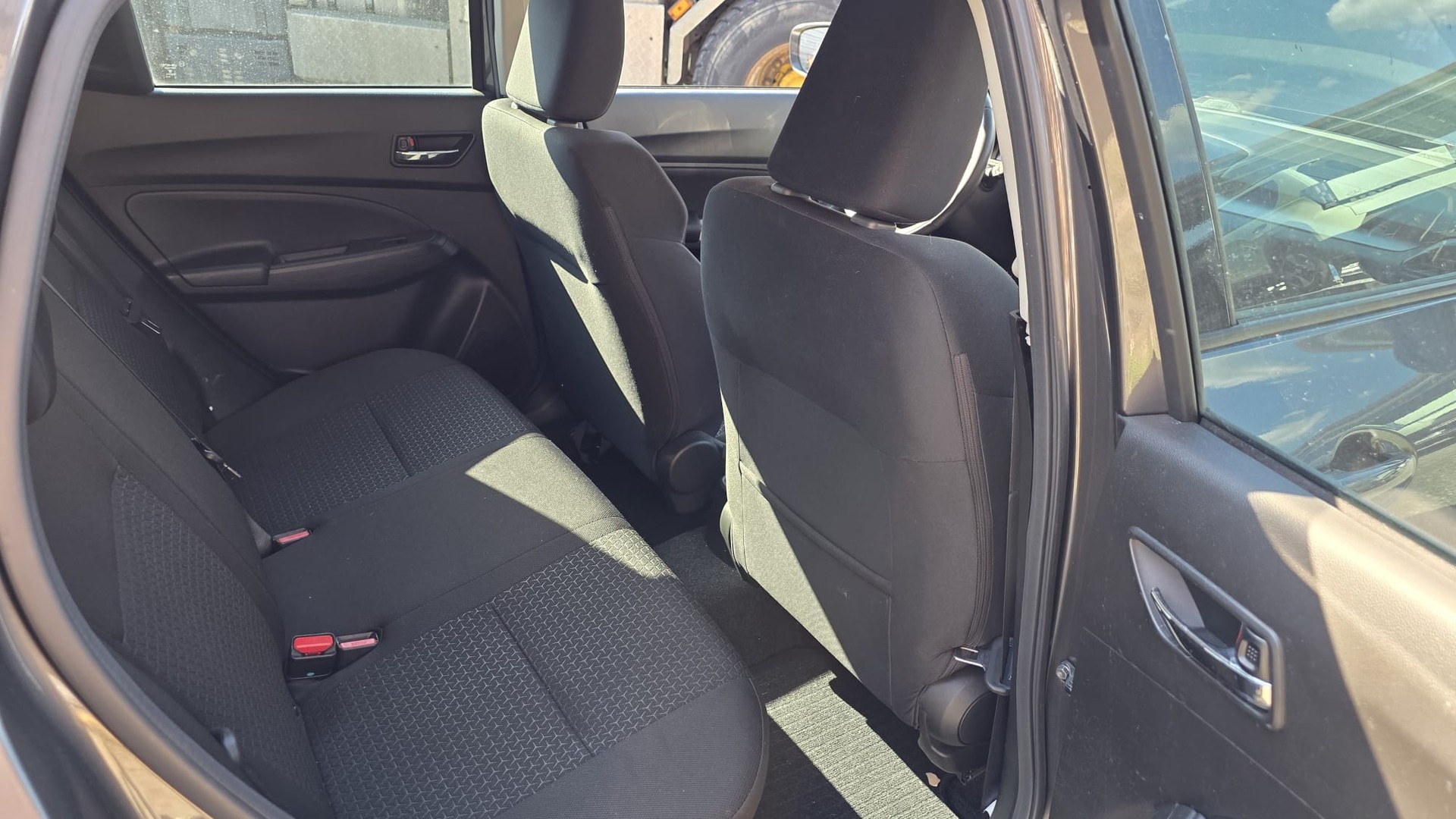 SUZUKI Swift 1.2 Compact Top Hybrid CVT-image-12