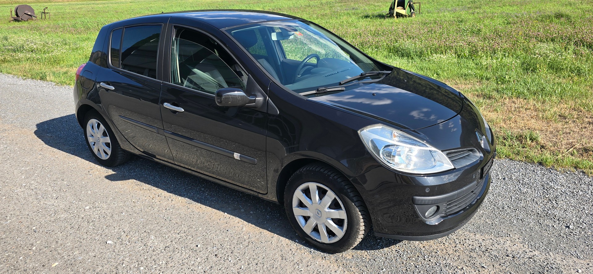 RENAULT Clio 1.2 16V Turbo Exception-image-1