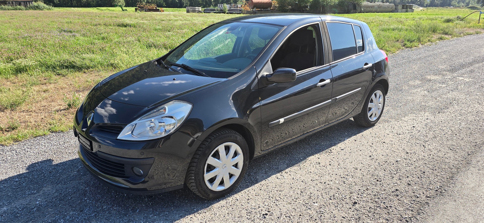 RENAULT Clio 1.2 16V Turbo Exception-image-0