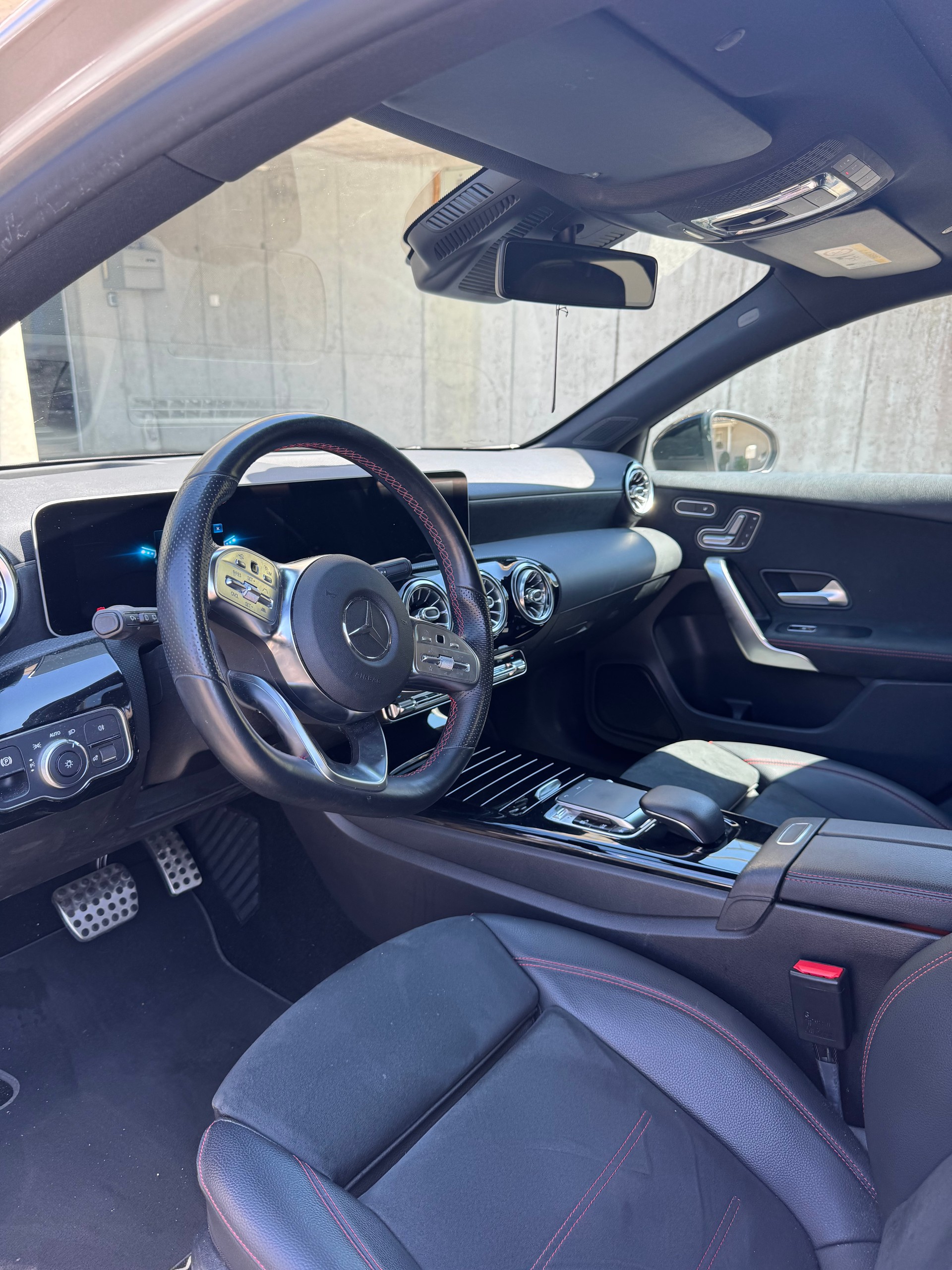 MERCEDES-BENZ A 250 AMG Line 4m-image-3