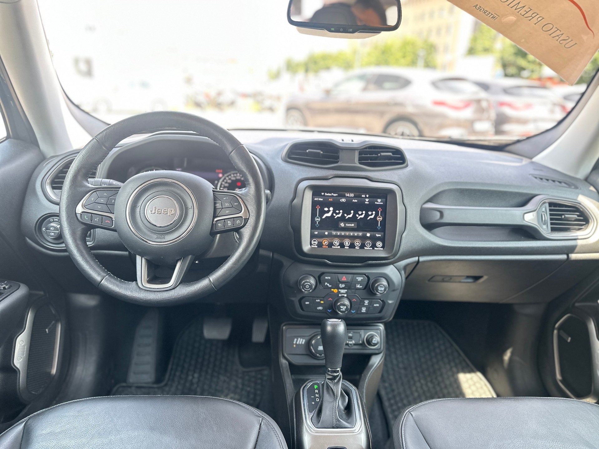JEEP Renegade 1.3 Turbo Limited AWD-image-5