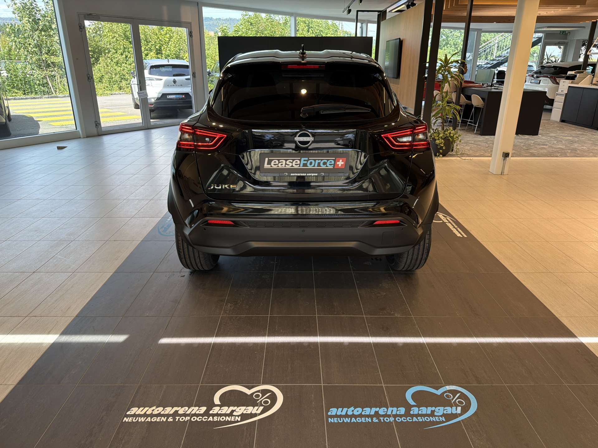 NISSAN Juke 1.0 DIG-T N-Connecta DCT-Automat-image-12