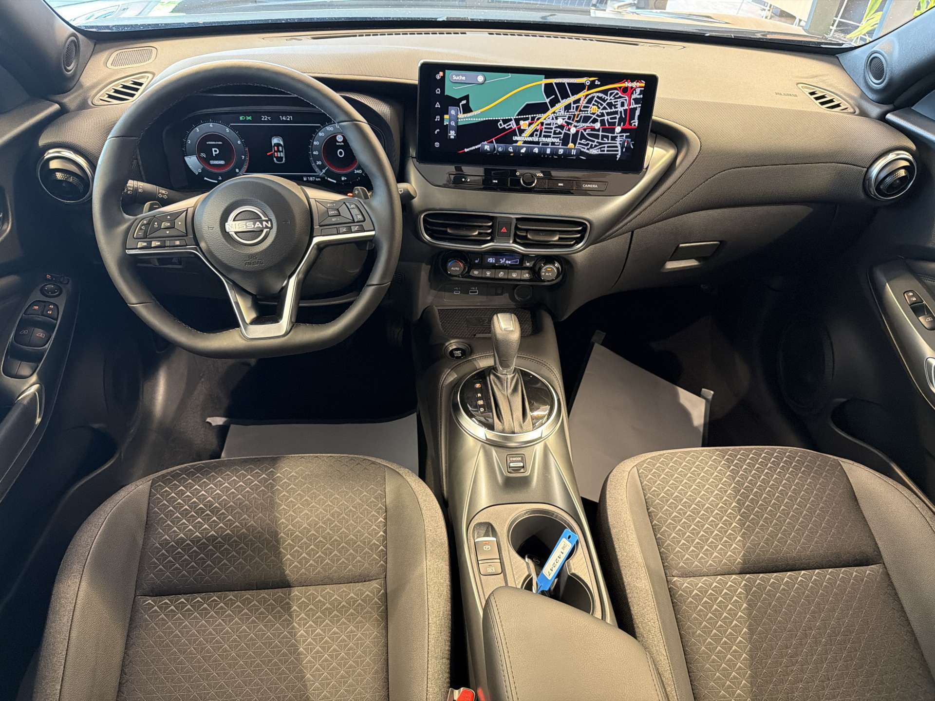 NISSAN Juke 1.0 DIG-T N-Connecta DCT-Automat-image-14