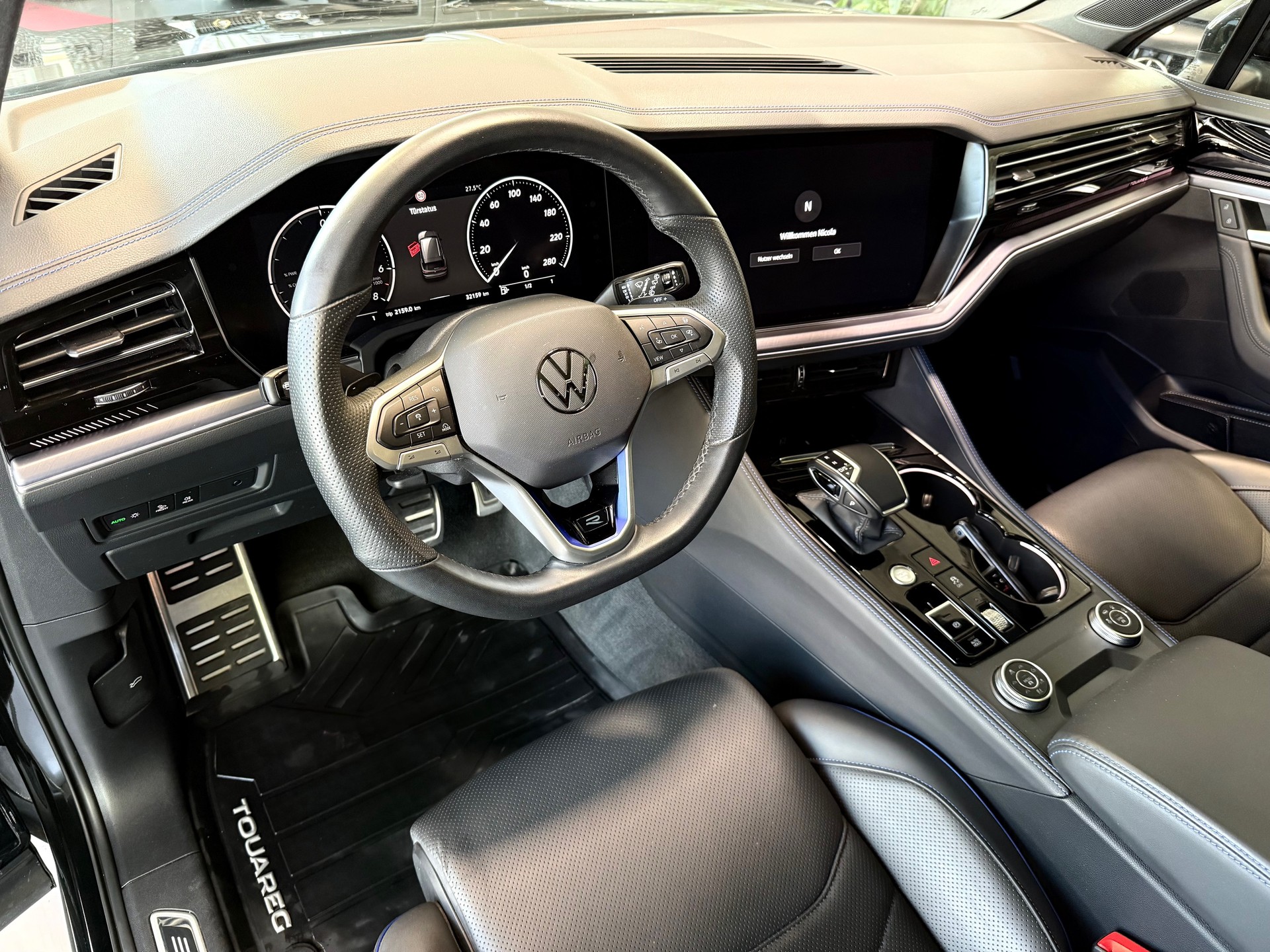 VW Touareg 3.0 TSI eHybrid R Tiptronic-image-7
