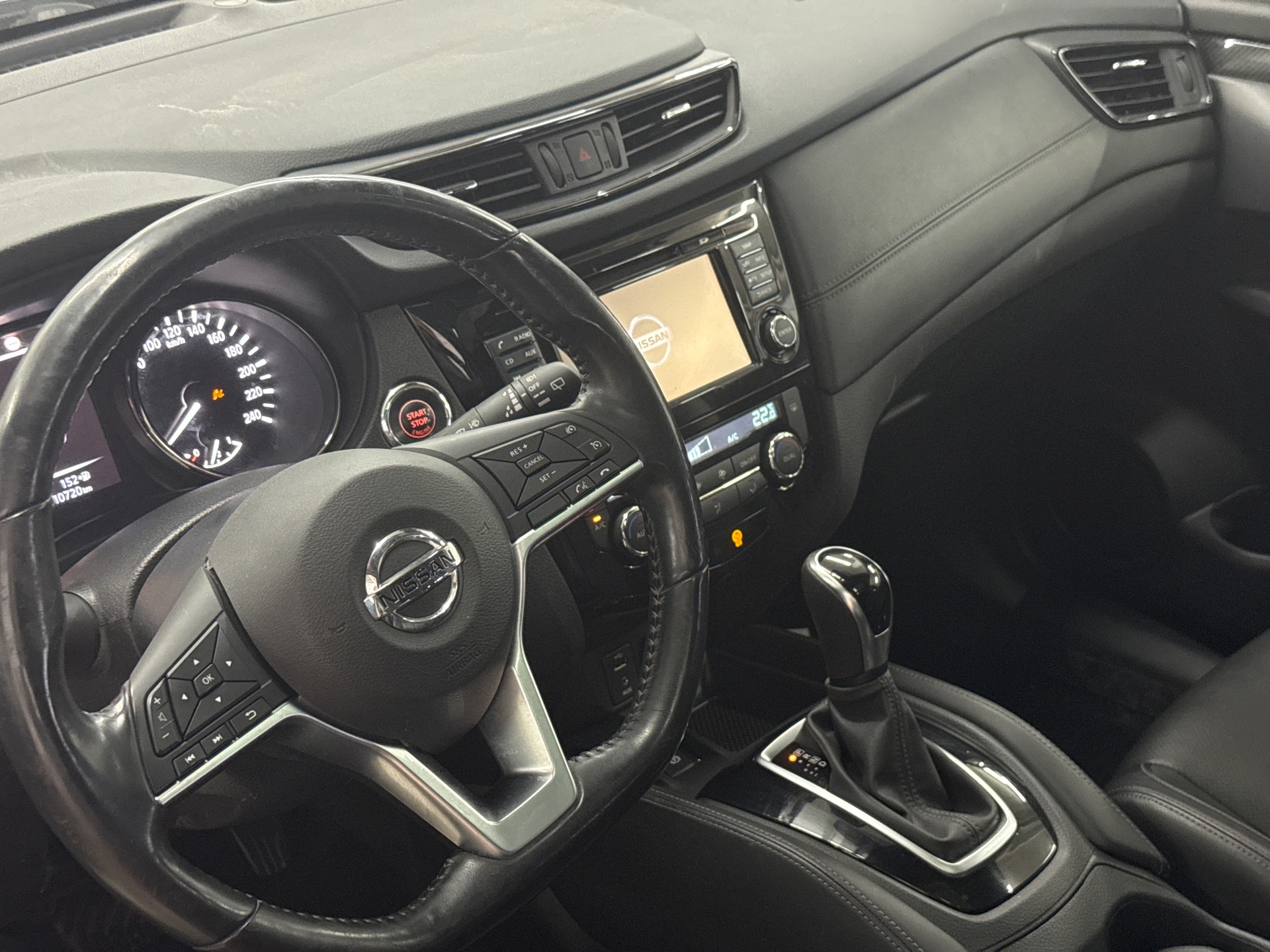 NISSAN X-Trail 2.0 dCi tekna Xtronic CVT-image-9