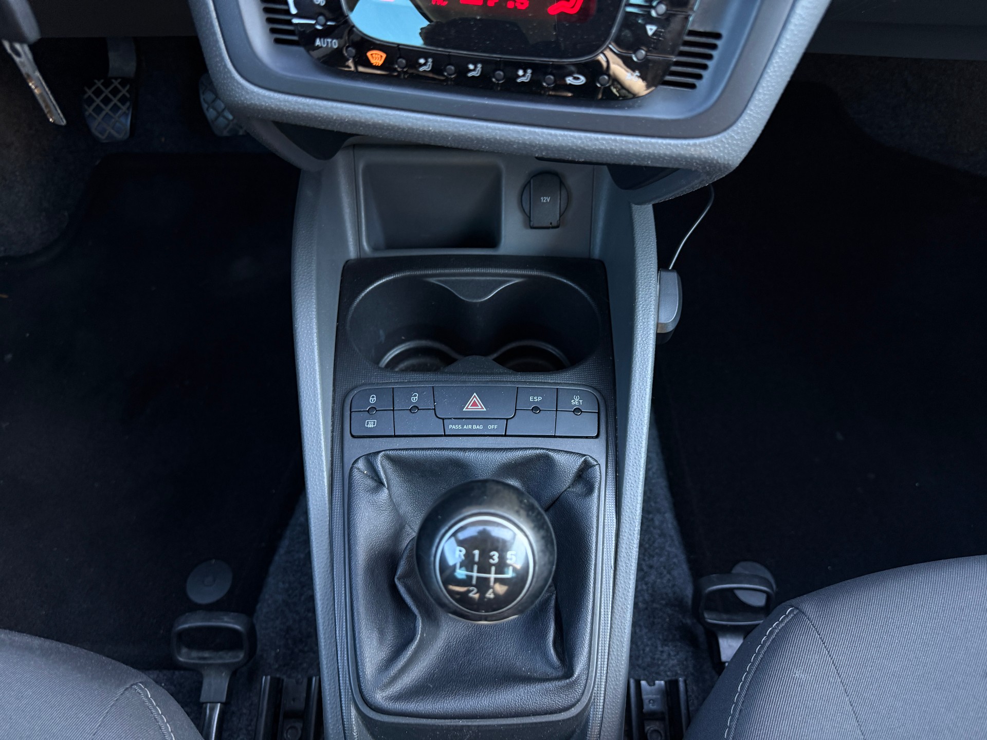 SEAT Ibiza 1.2 TSI Style-image-9