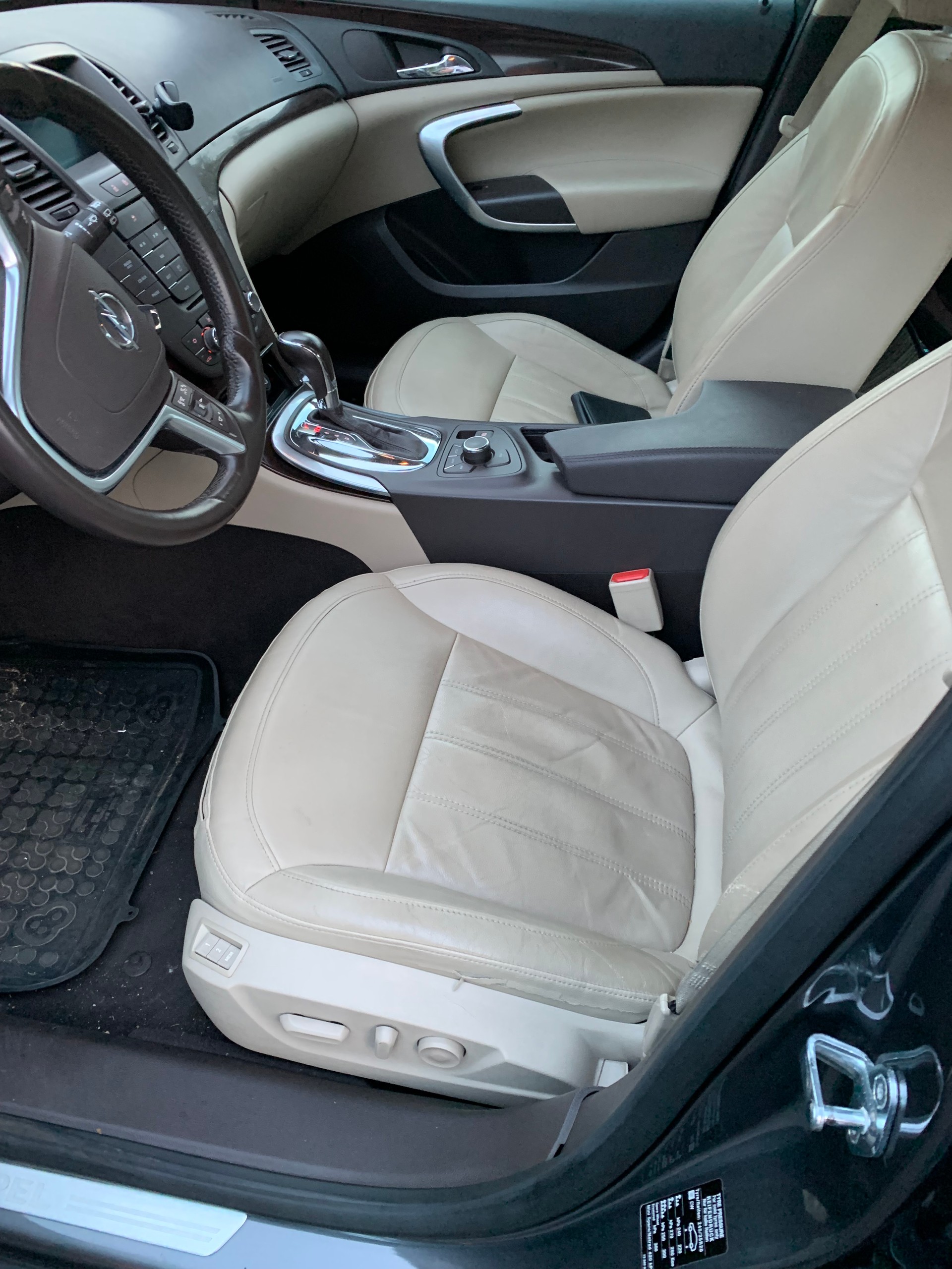 OPEL Insignia 2.0 Turbo Edition Automatic-image-7