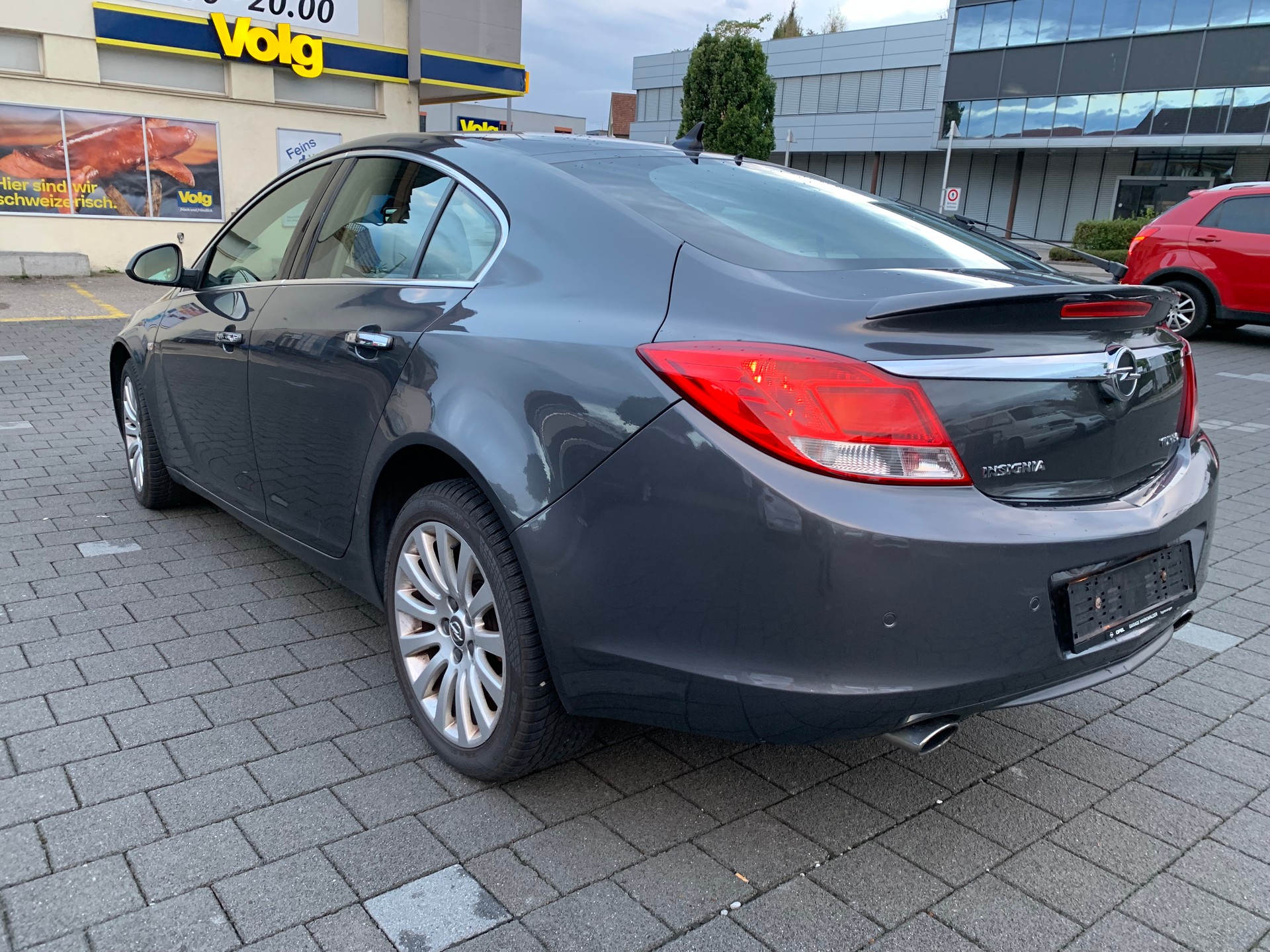 OPEL Insignia 2.0 Turbo Edition Automatic-image-3