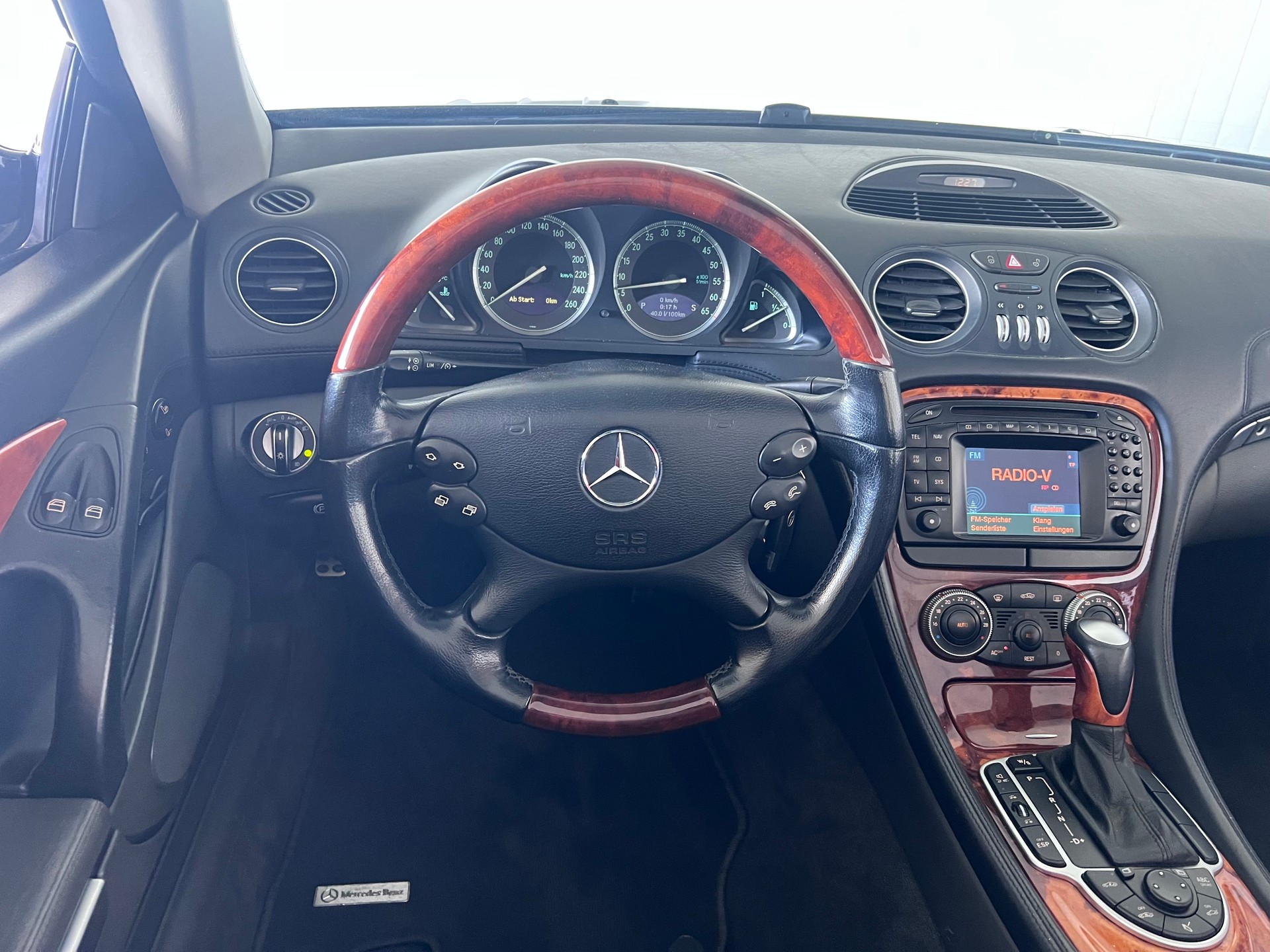 MERCEDES-BENZ SL 500 Automatic-image-17