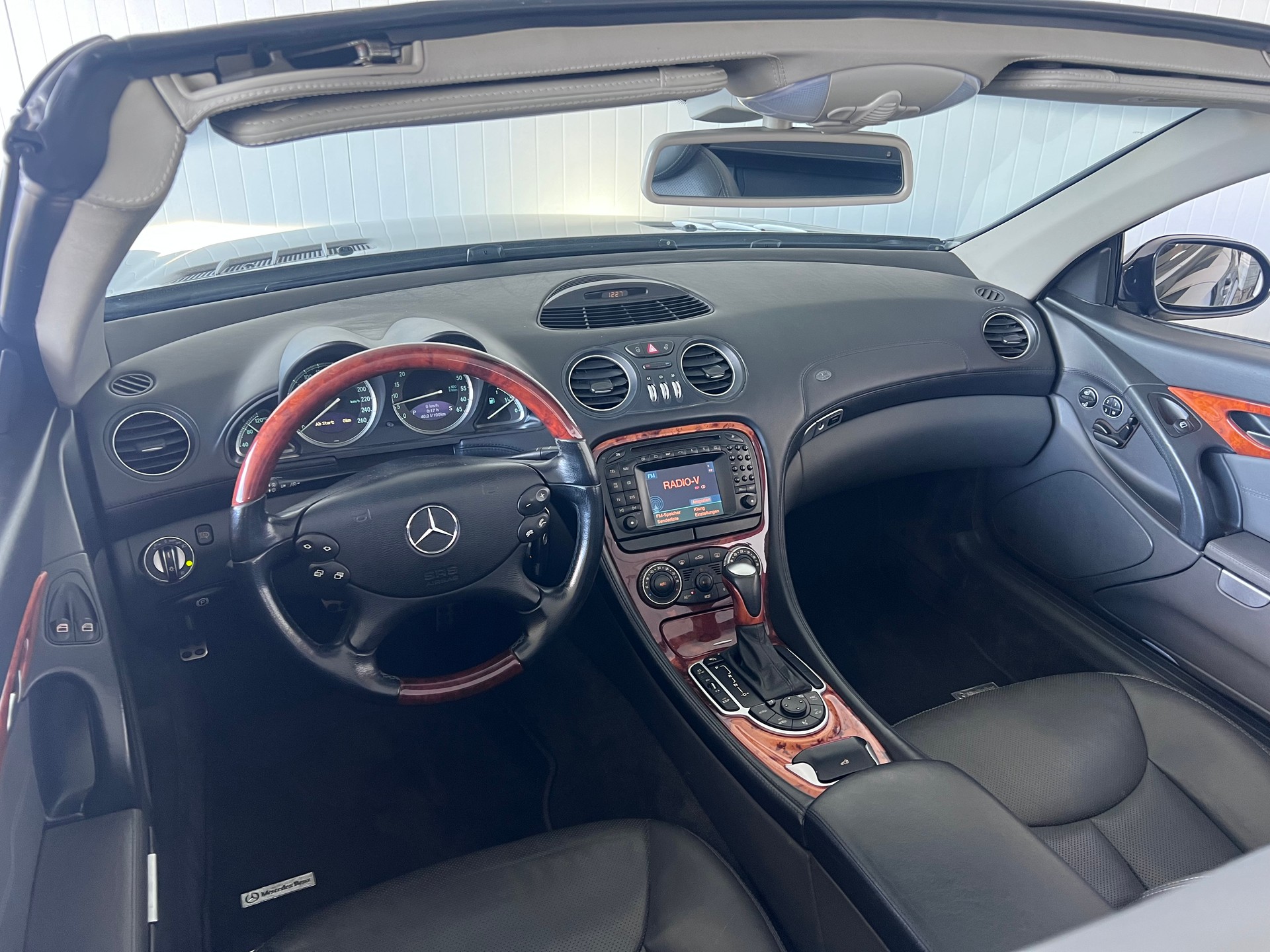 MERCEDES-BENZ SL 500 Automatic-image-16