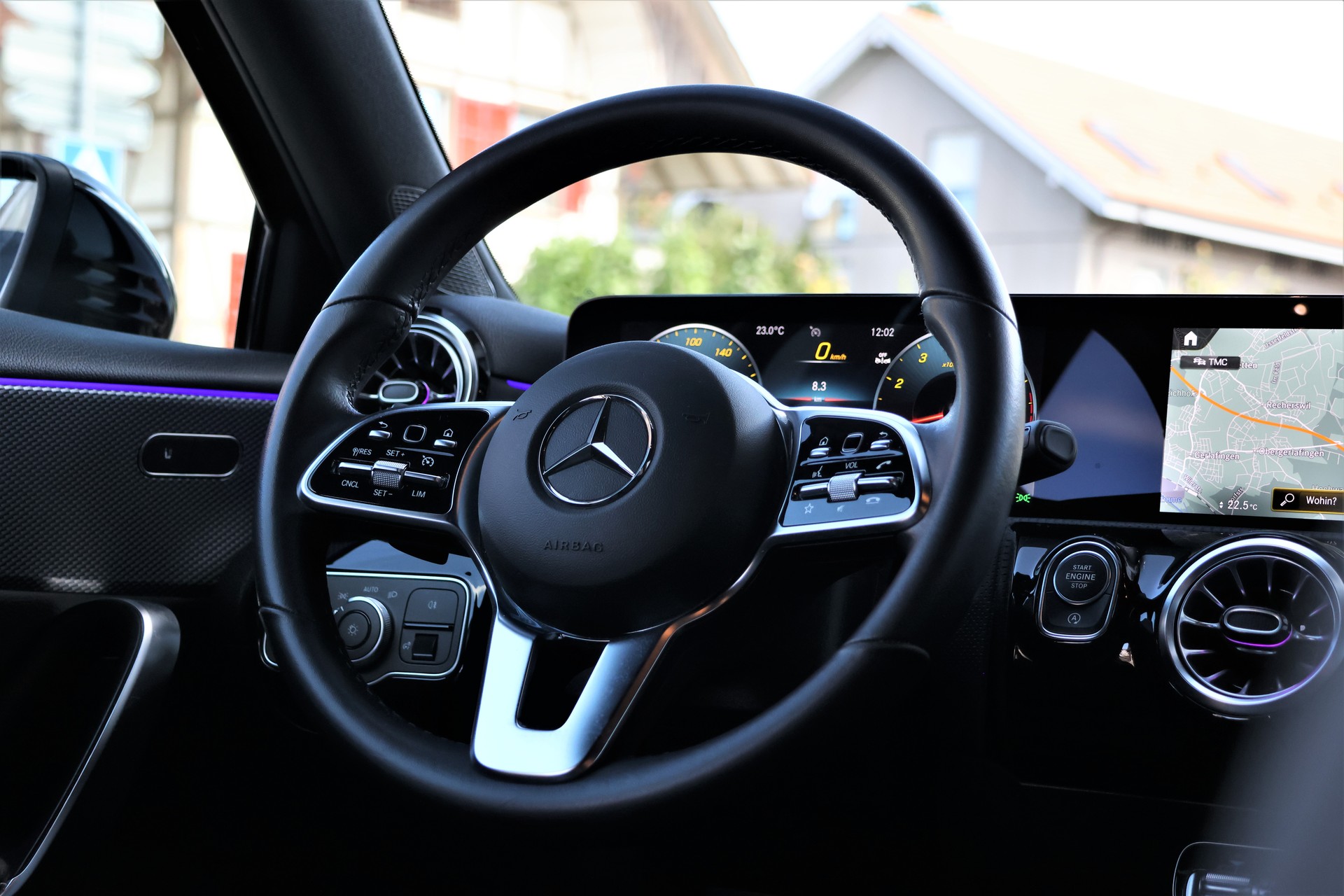 MERCEDES-BENZ A 180 Night Star 7G-DCT (CH)-image-13